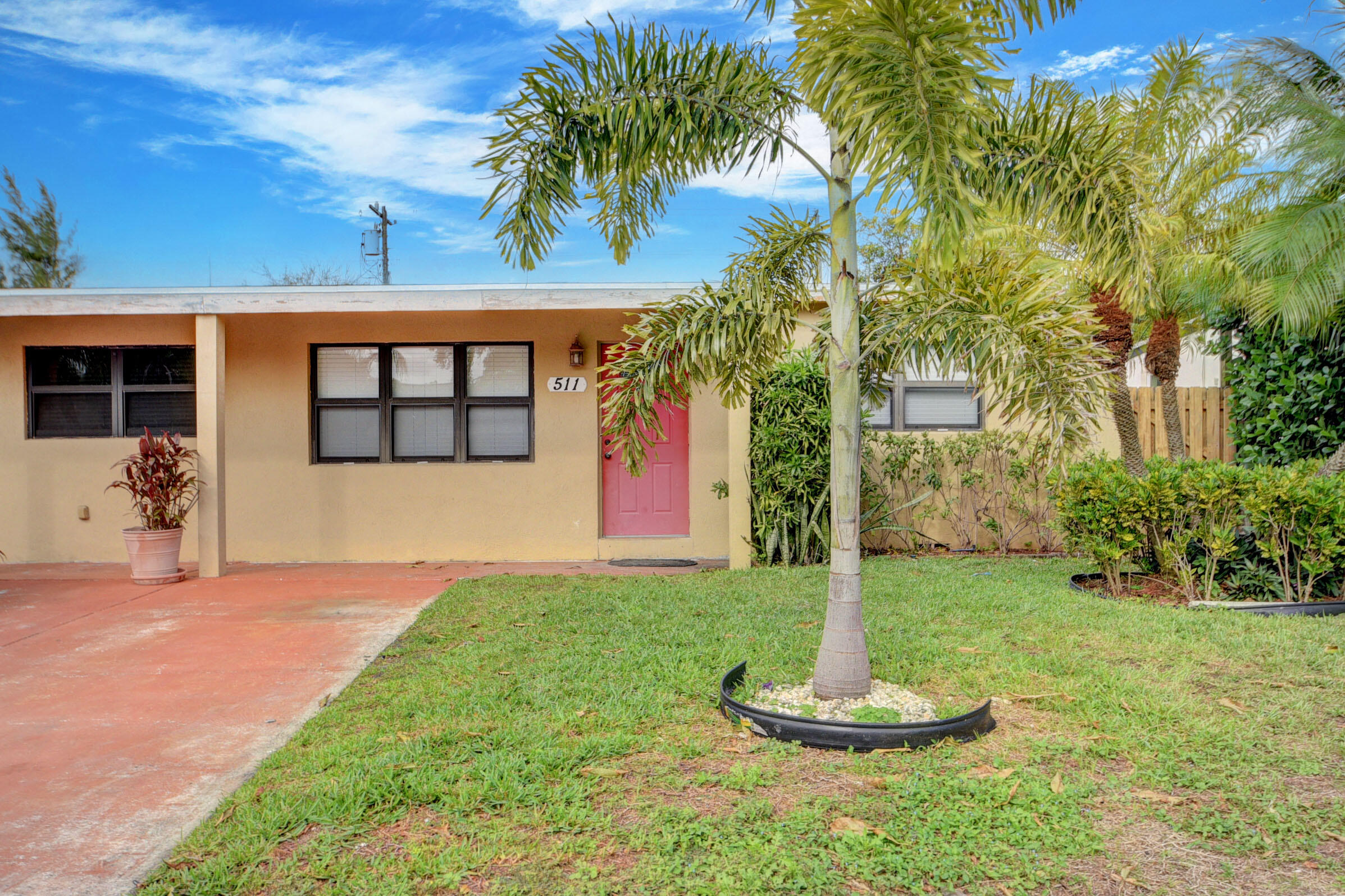 LANTANA AMNDED PLAT IN - Residential Lease