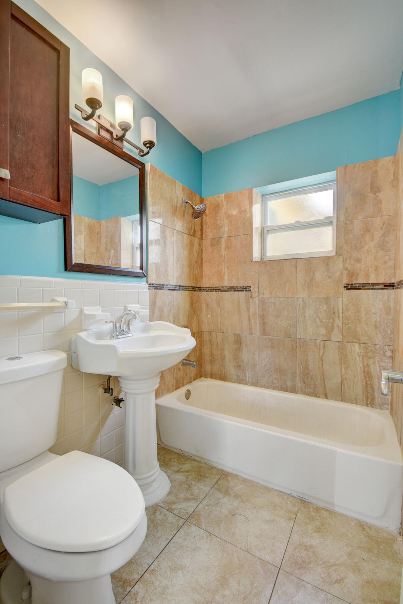 LANTANA AMNDED PLAT IN - Residential Lease