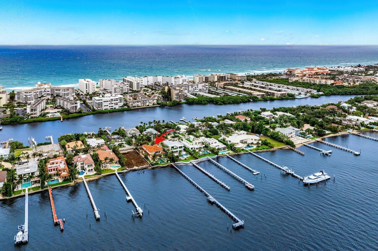 LAKE SHORES LANTANA - Residential