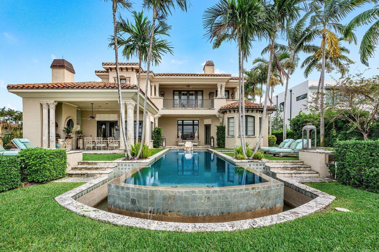 LAKE SHORES LANTANA - Residential