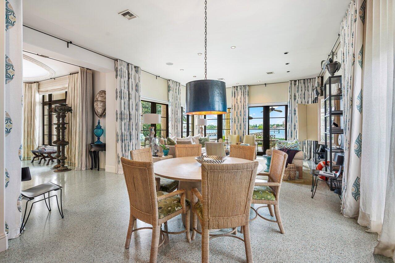 LAKE SHORES LANTANA - Residential