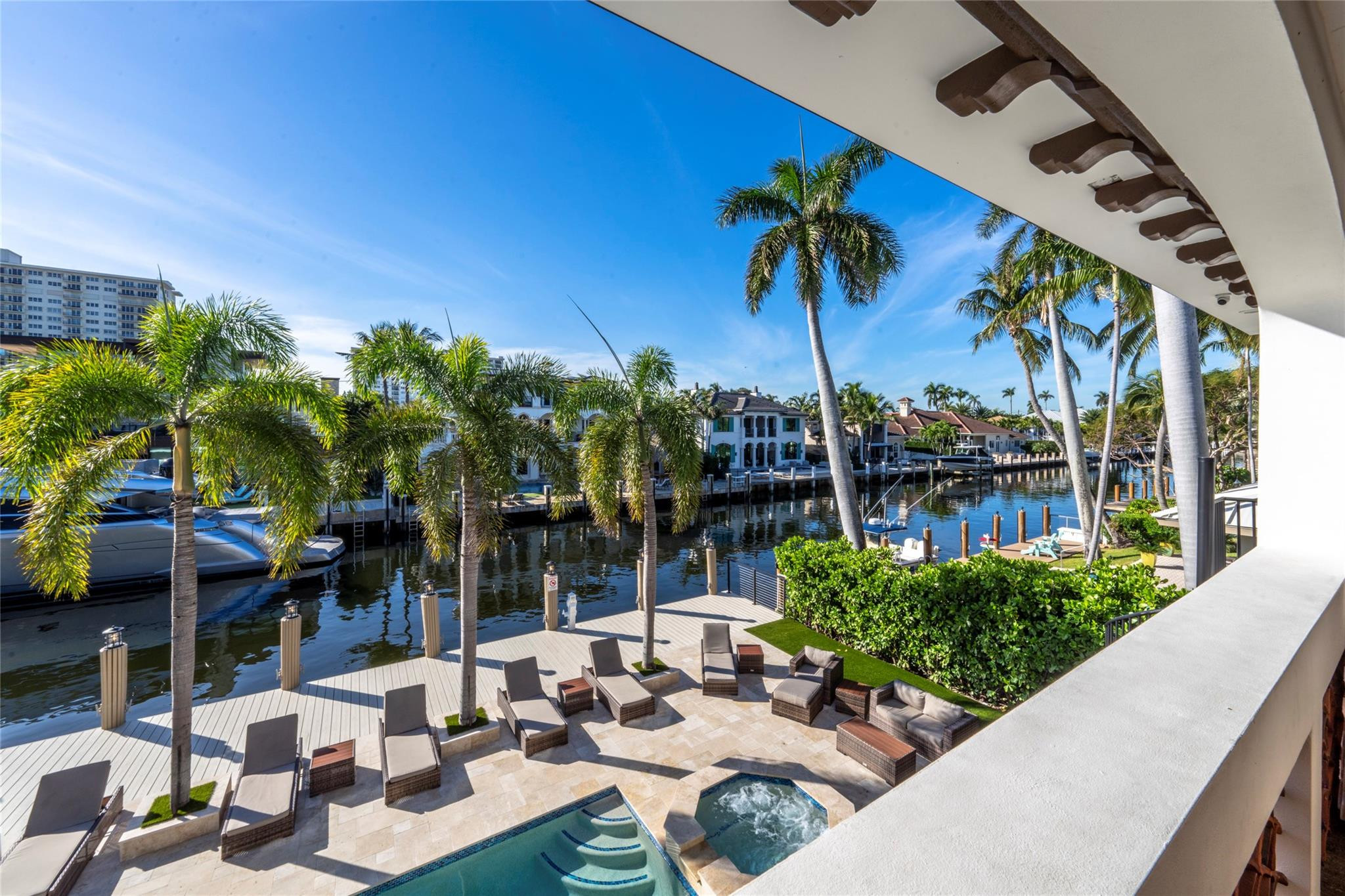 LAUDERDALE SHORES REAMEN PLAT - Residential Lease