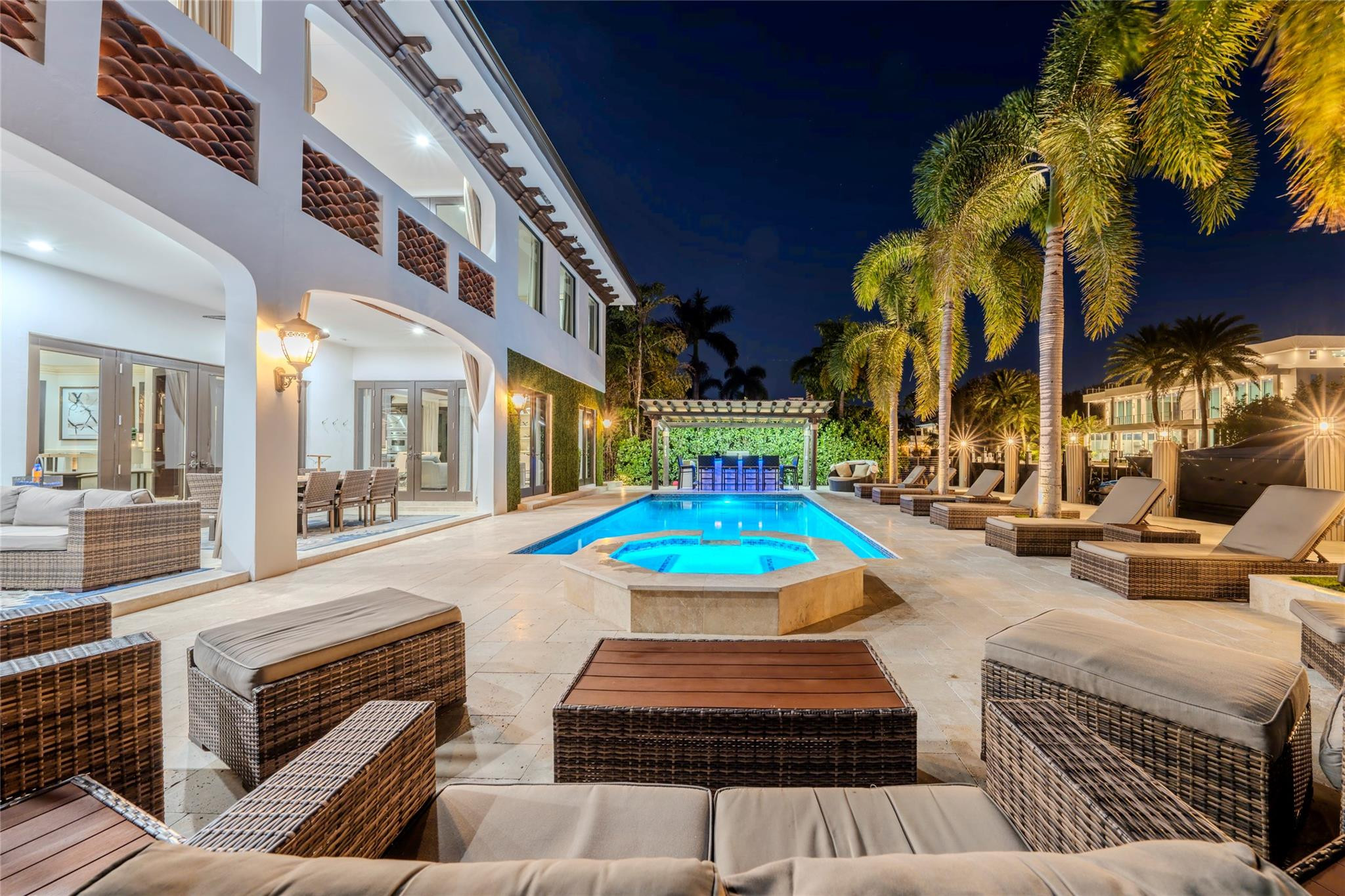 LAUDERDALE SHORES REAMEN PLAT - Residential Lease