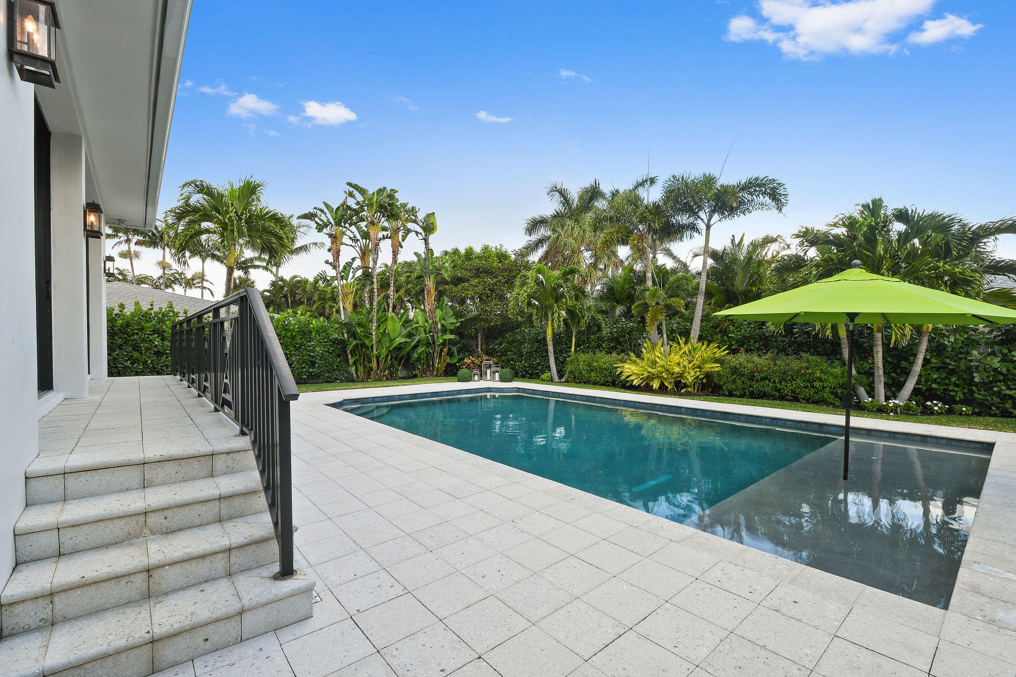 JUPITER INLET BEACH COLONY - Residential