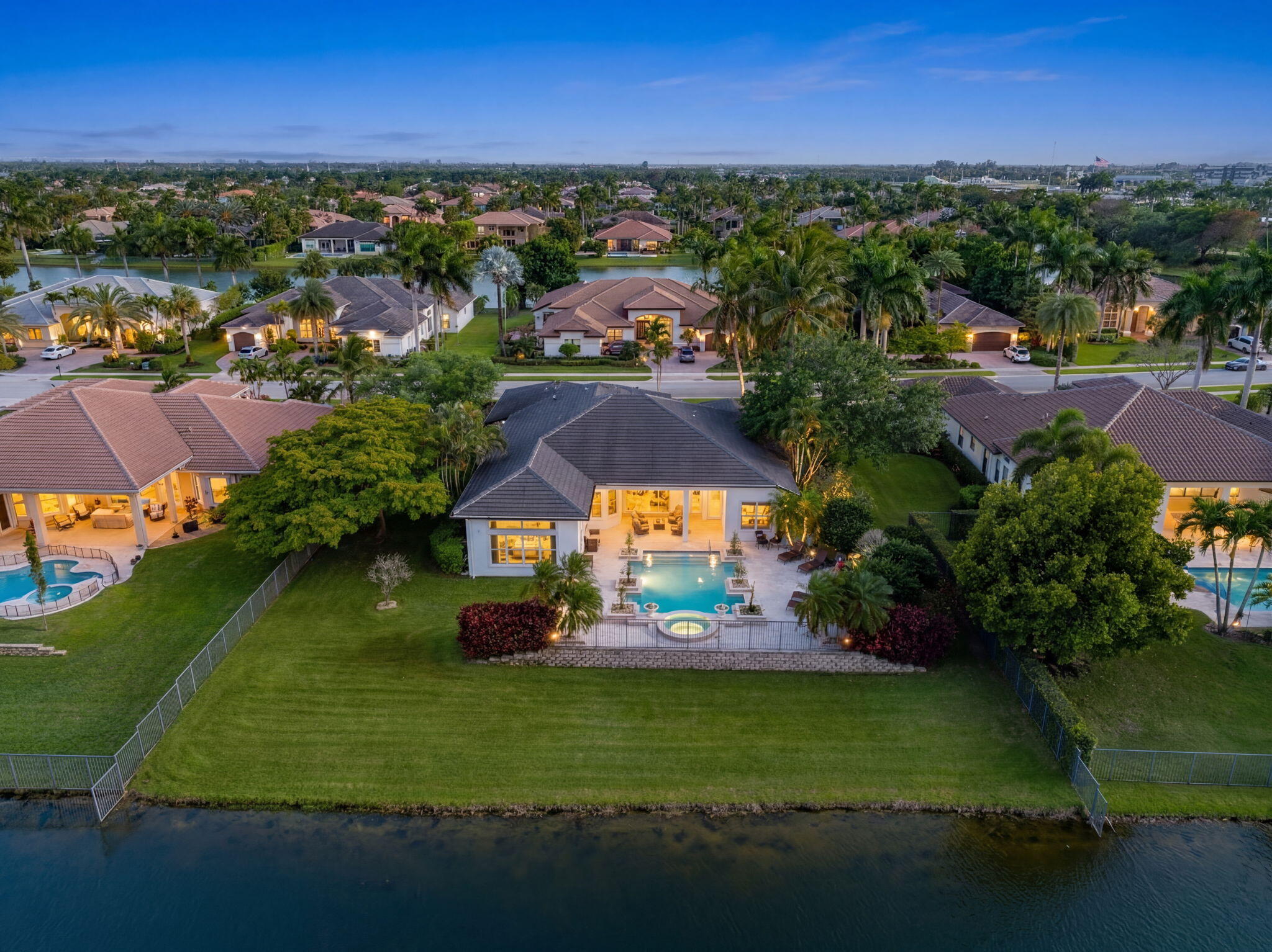 RIVERSTONE - Residential