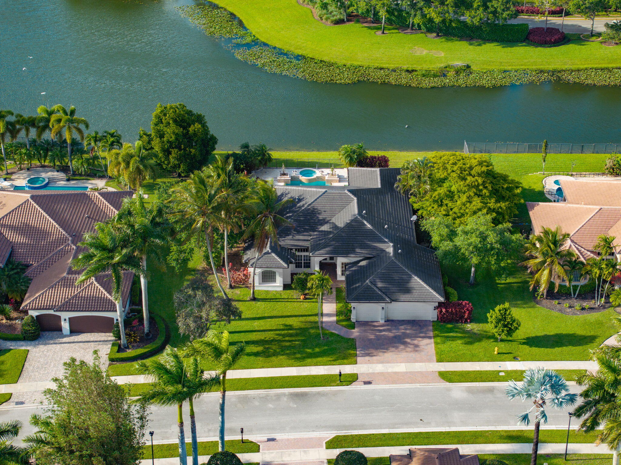 RIVERSTONE - Residential