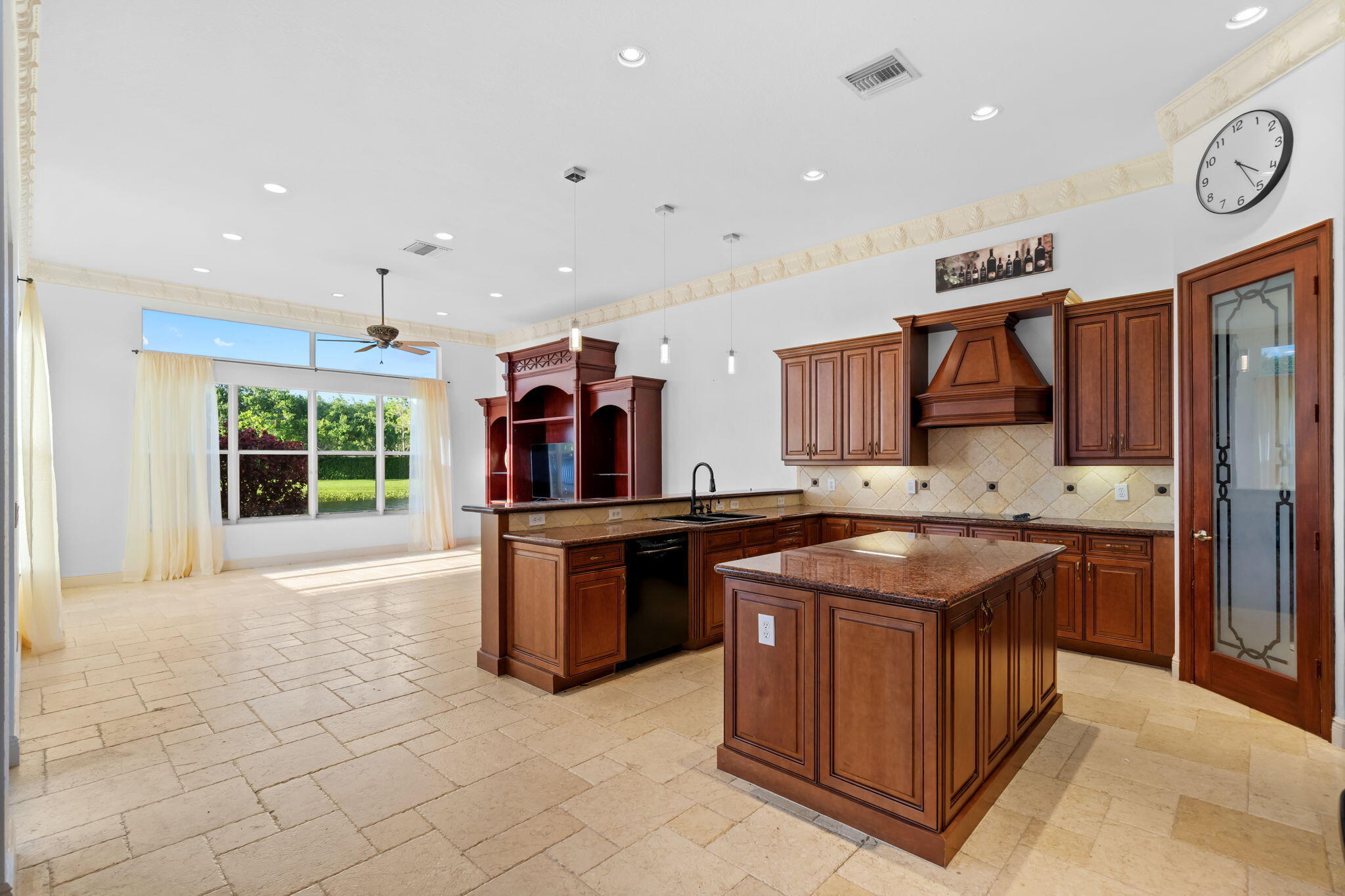 RIVERSTONE - Residential