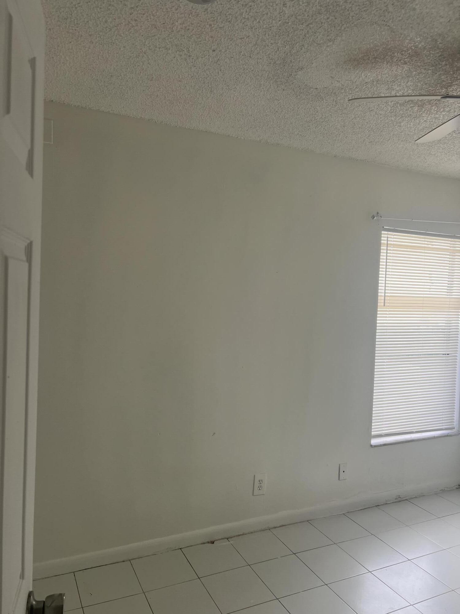 LAKES OF TARA UNIT 1 - Residential