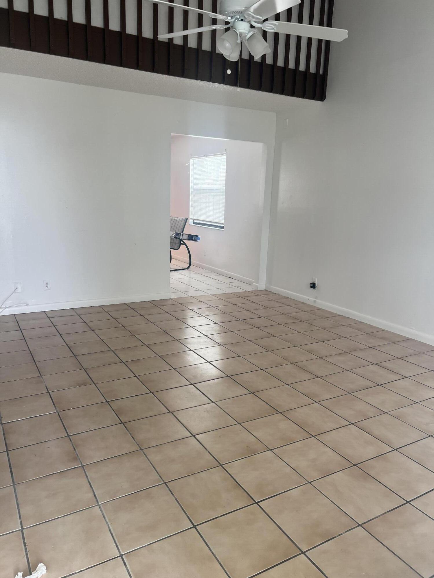 LAKES OF TARA UNIT 1 - Residential