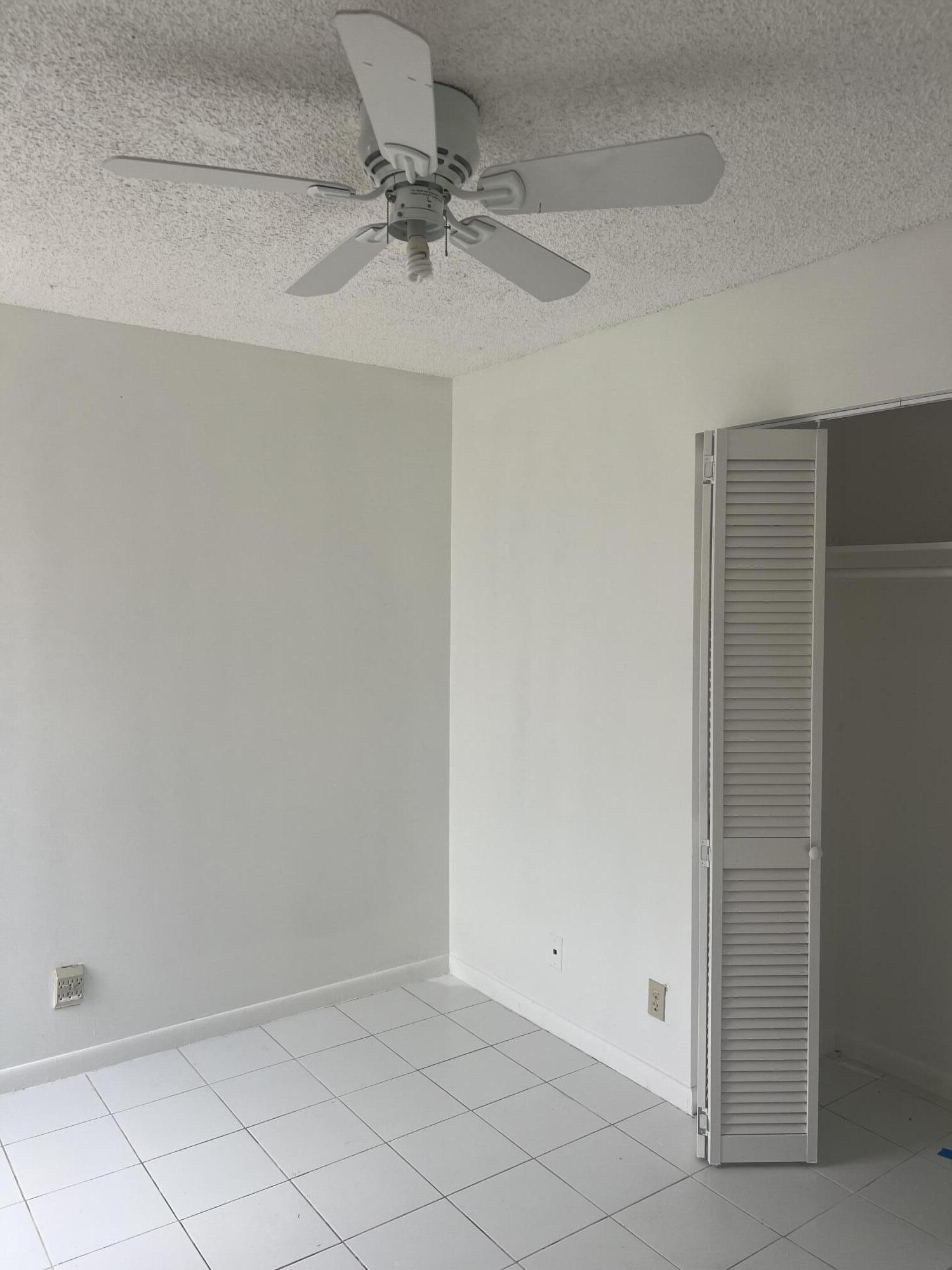 LAKES OF TARA UNIT 1 - Residential