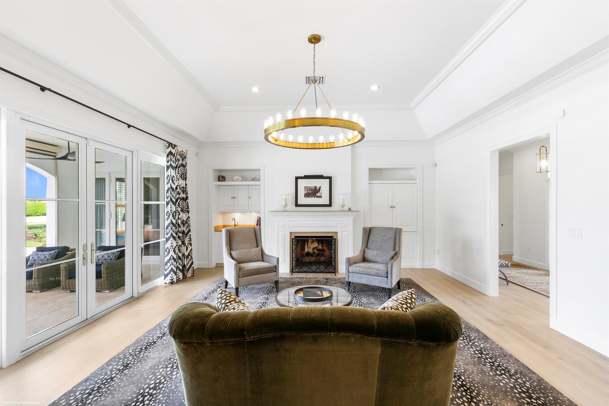 PALM BEACH POINT - Residential