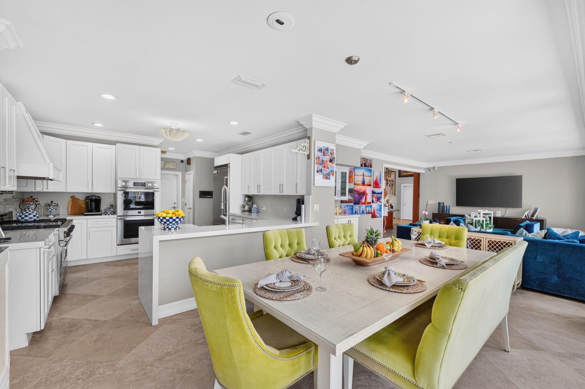 CORAL RIDGE COUNTRY CLUB - Residential