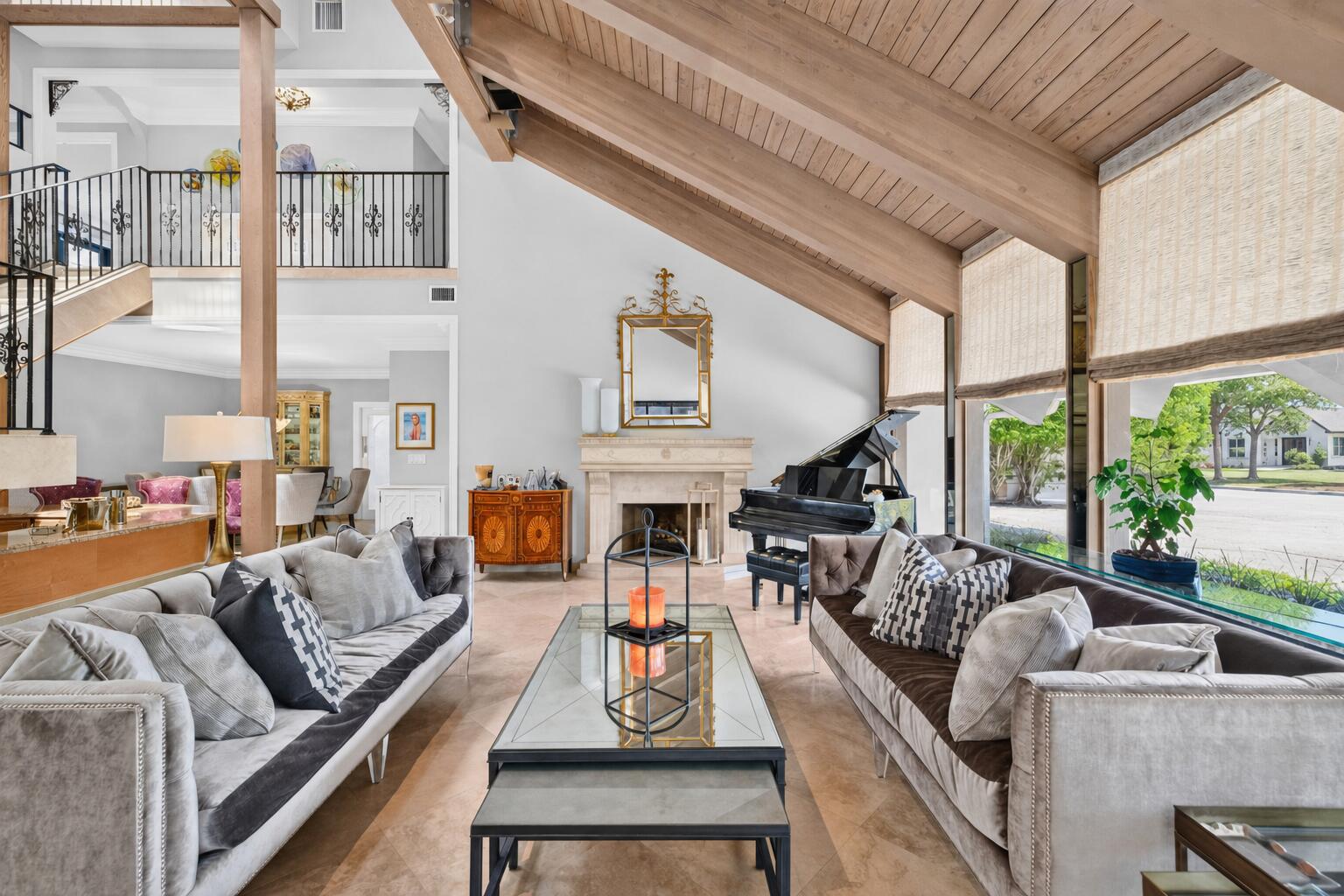 CORAL RIDGE COUNTRY CLUB - Residential