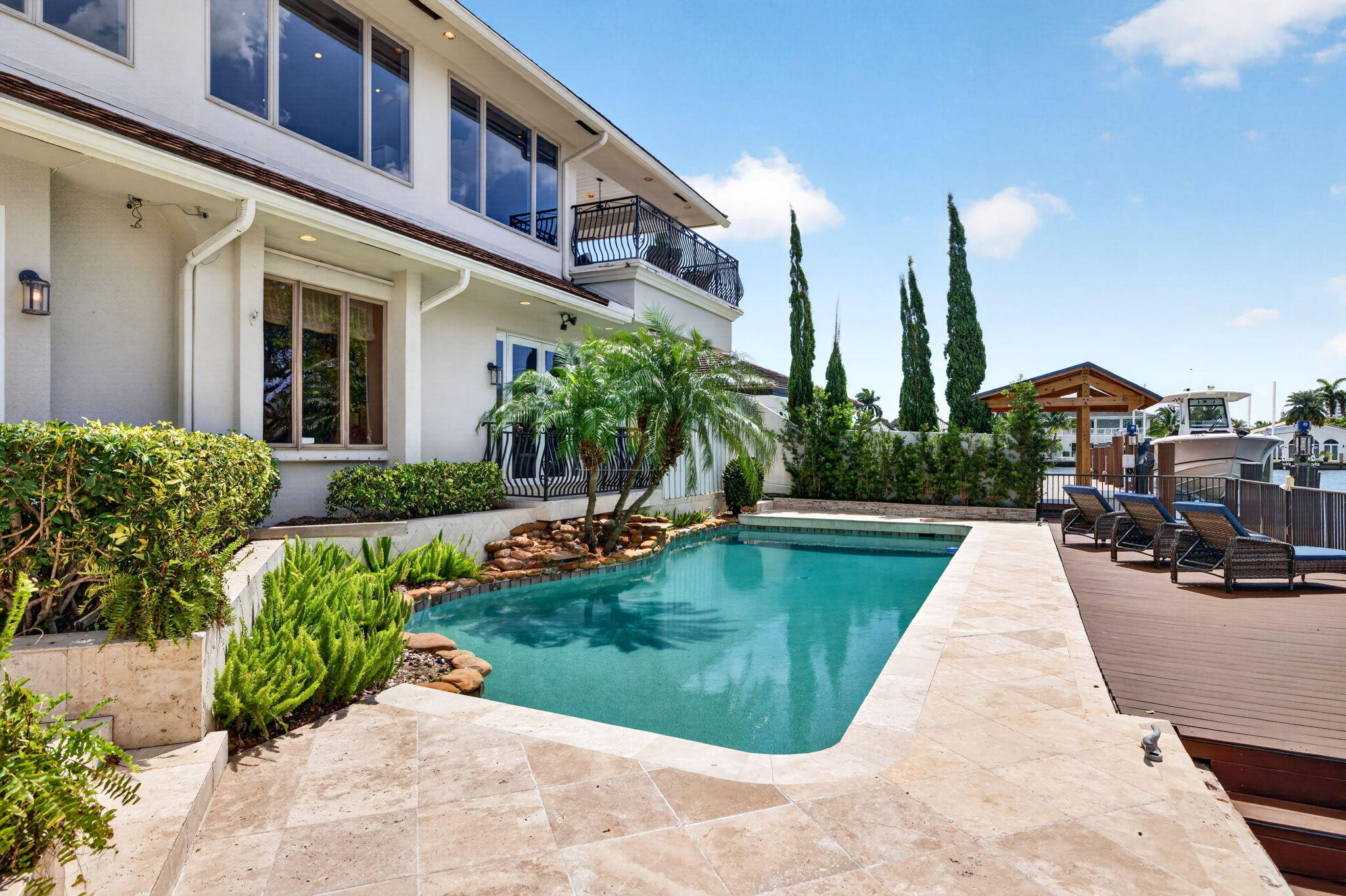 CORAL RIDGE COUNTRY CLUB - Residential