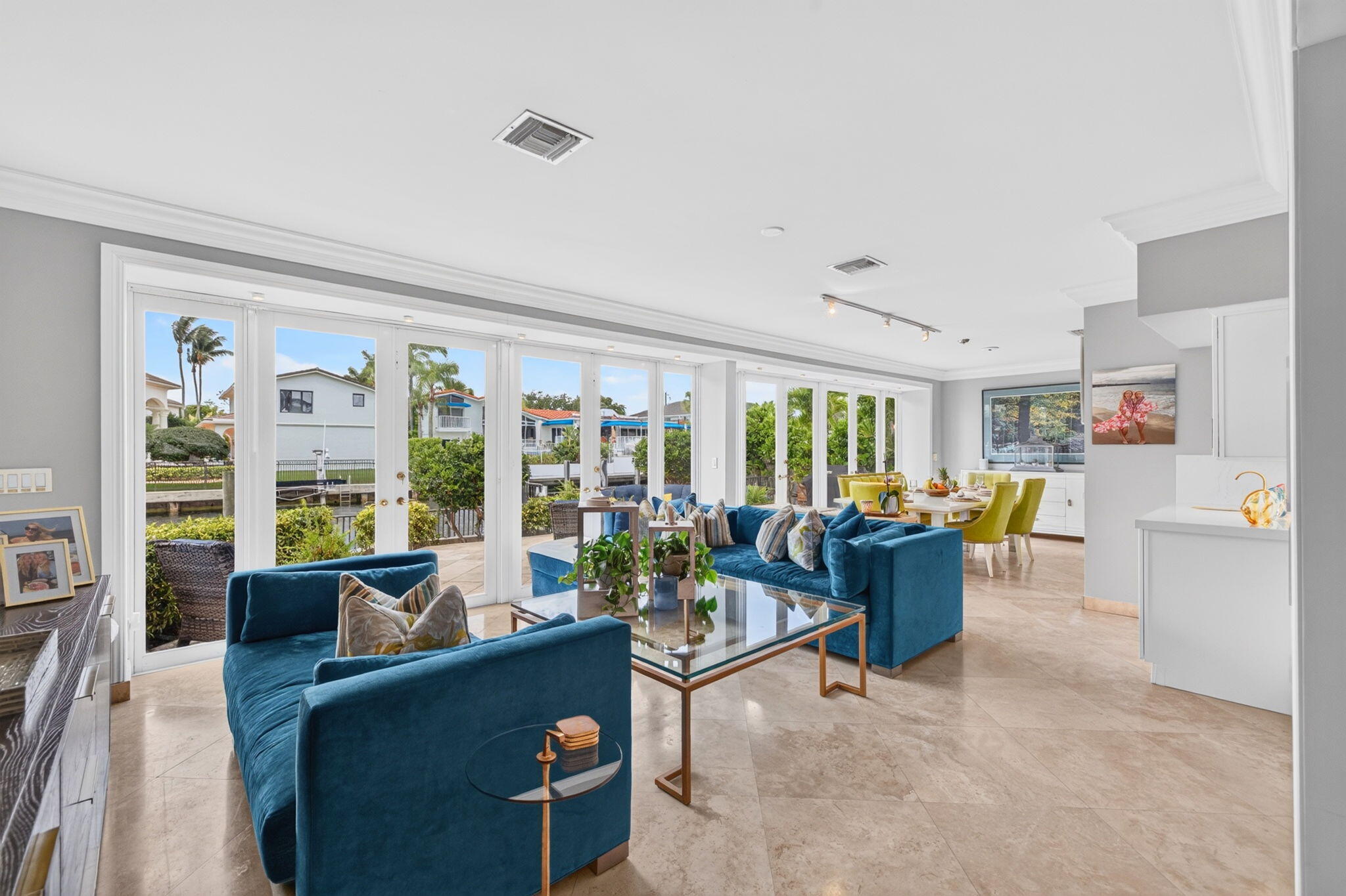 CORAL RIDGE COUNTRY CLUB - Residential