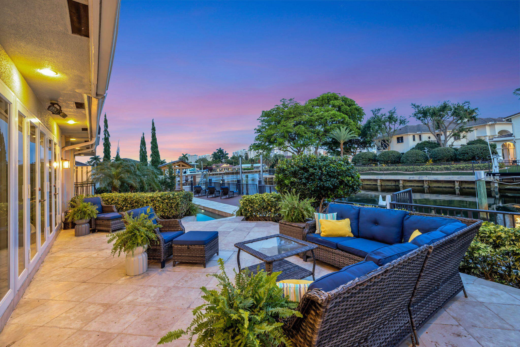 CORAL RIDGE COUNTRY CLUB - Residential