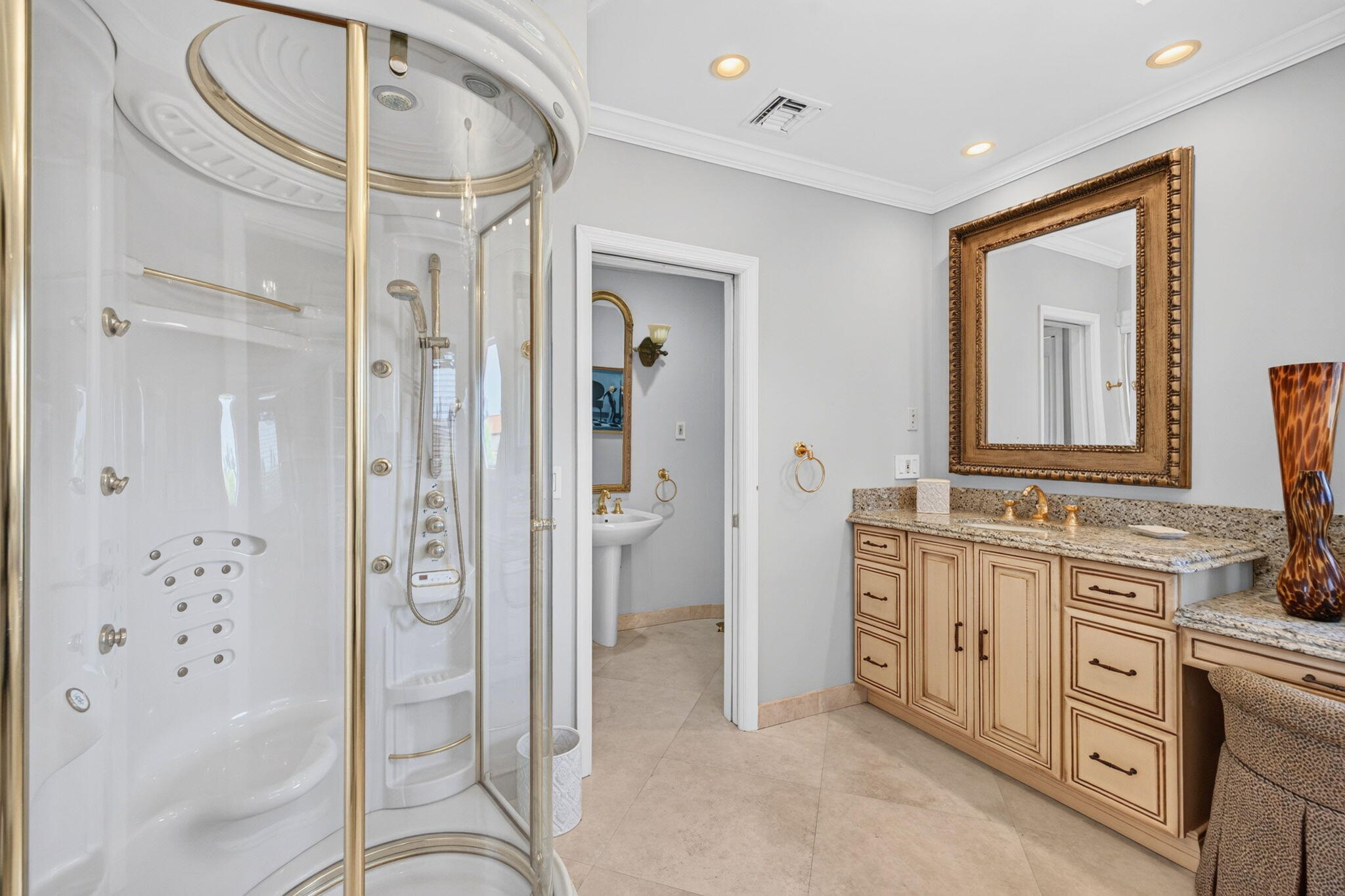CORAL RIDGE COUNTRY CLUB - Residential