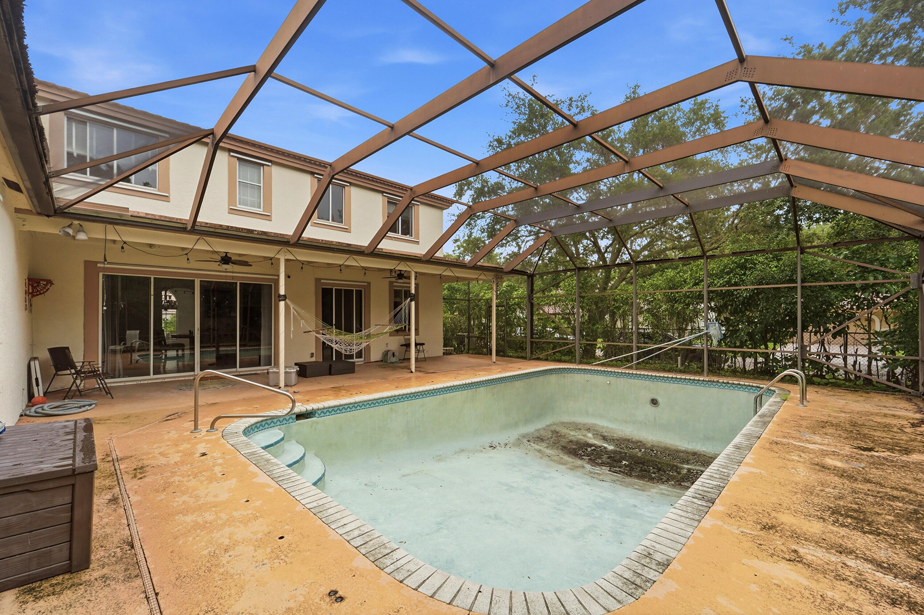 KENSINGTON - Residential