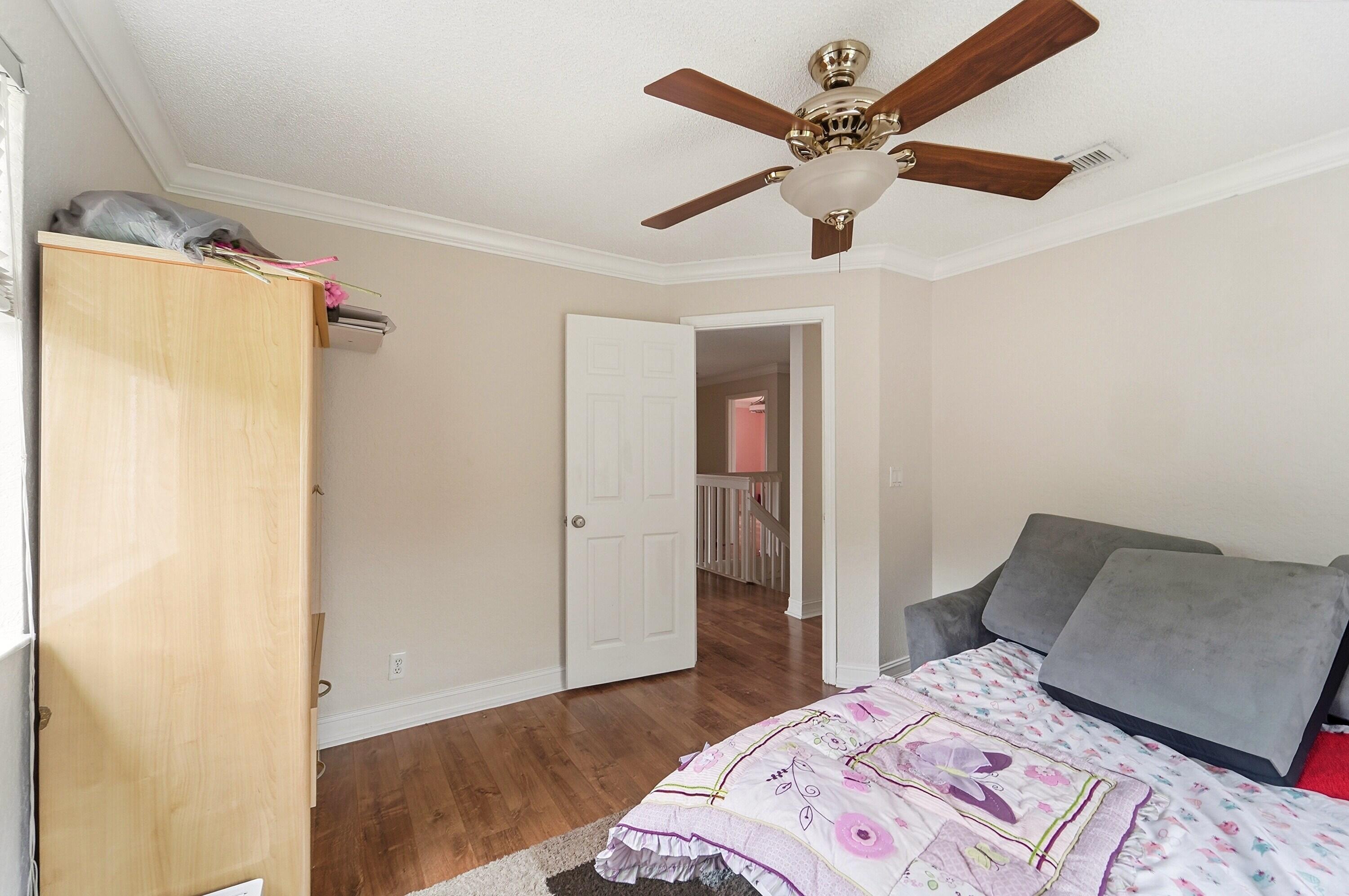 KENSINGTON - Residential