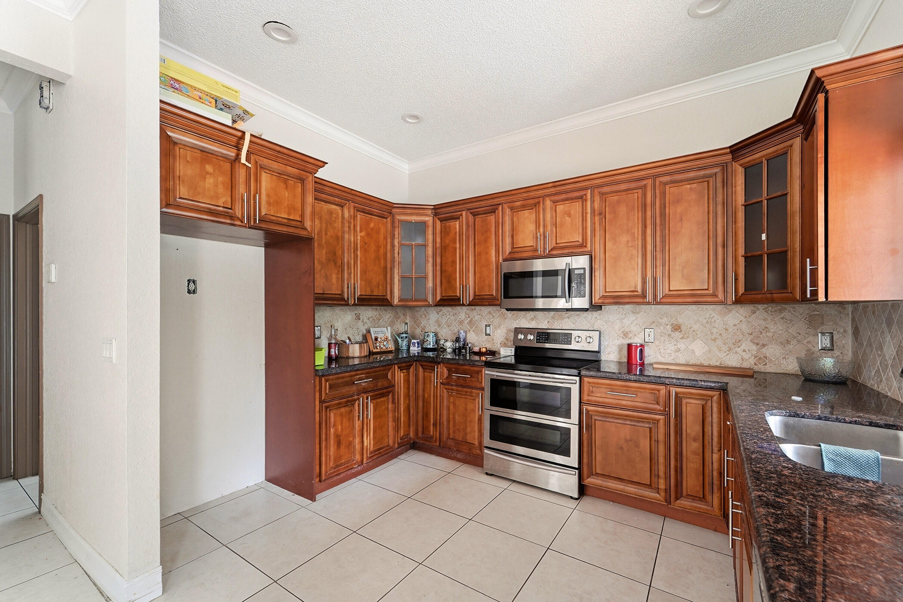KENSINGTON - Residential