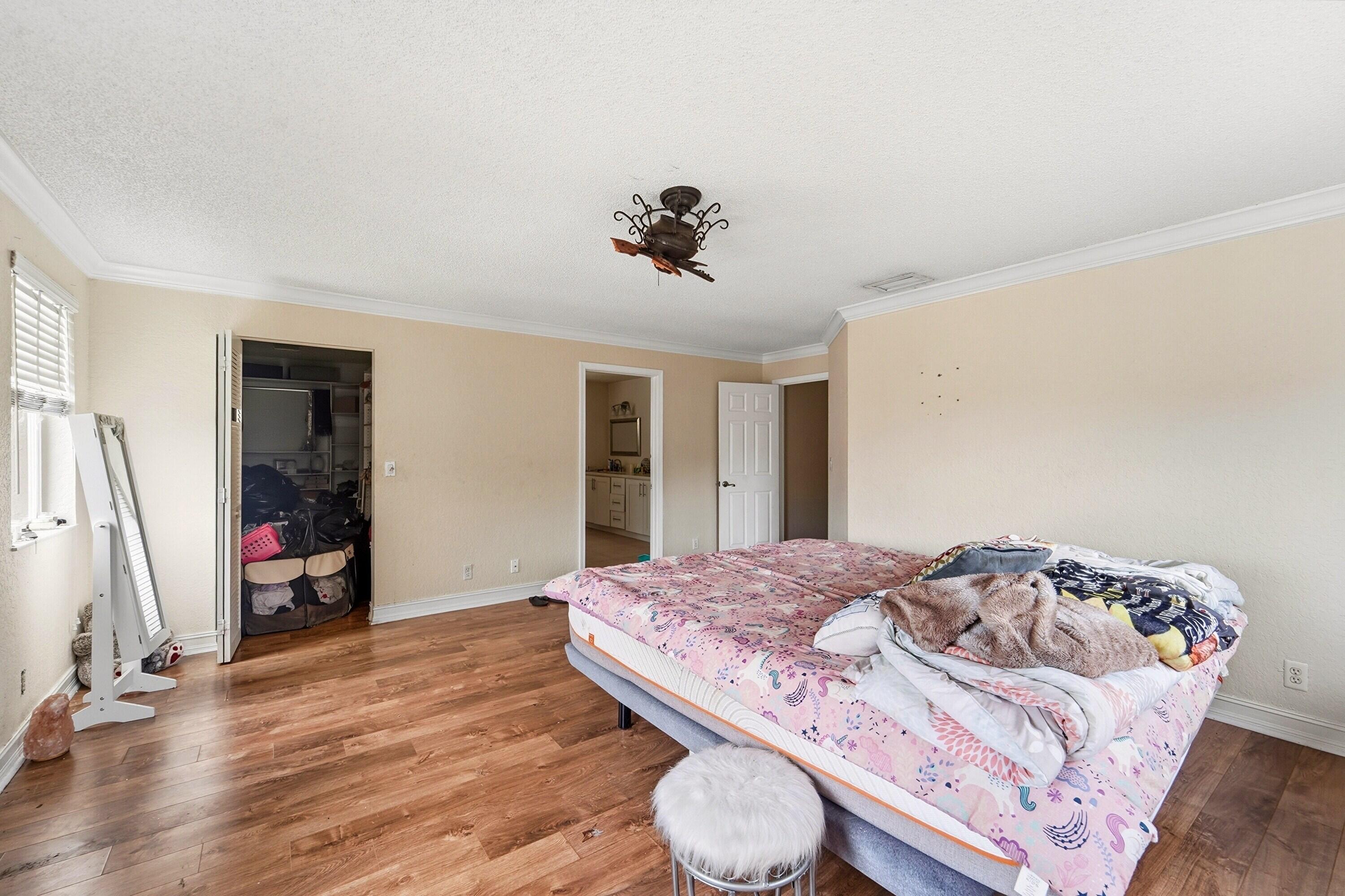 KENSINGTON - Residential