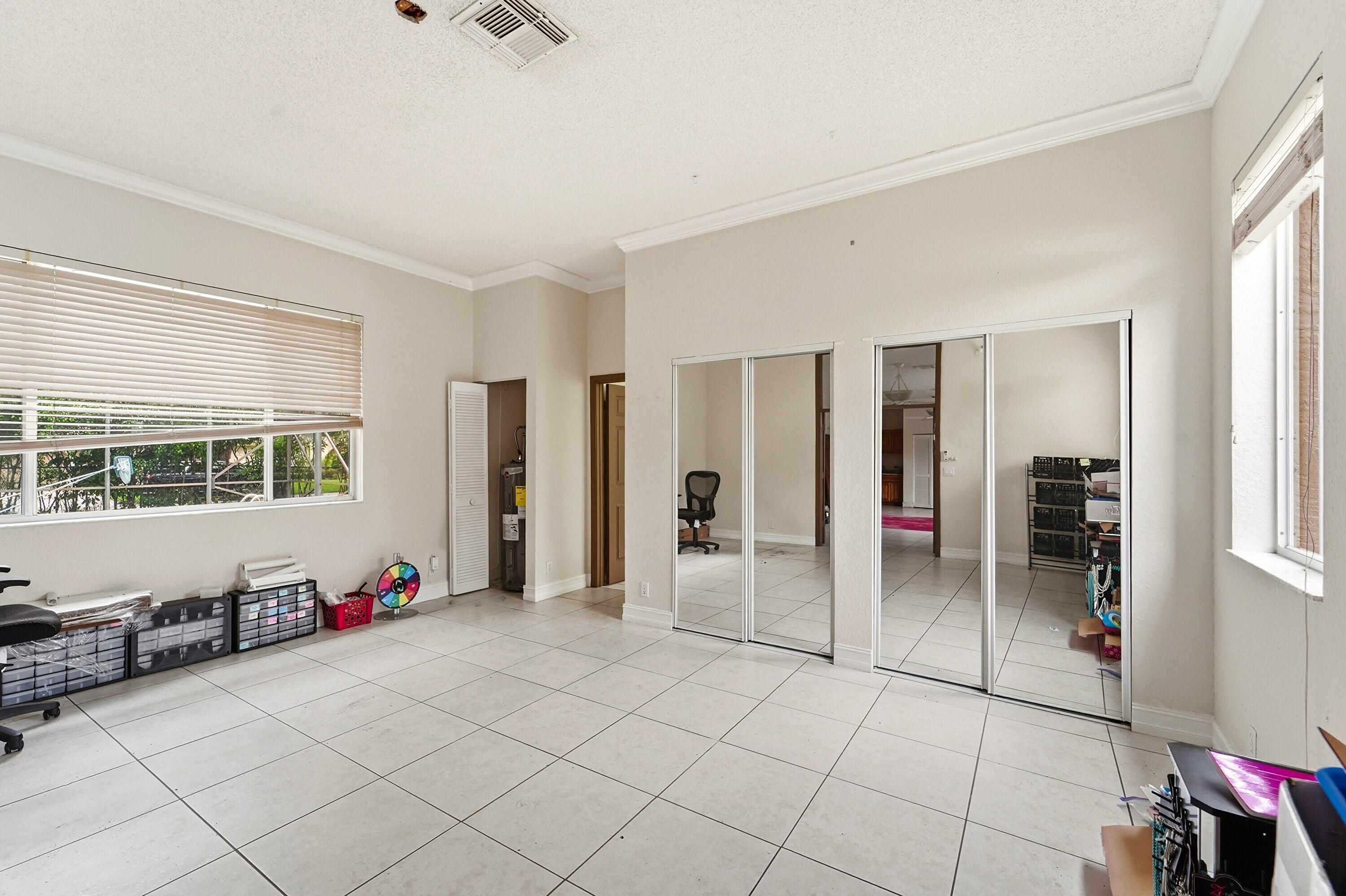KENSINGTON - Residential