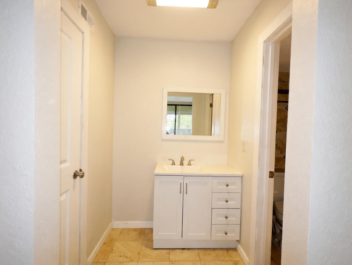 FOREST HILLS CONDO SOUTH - Residential