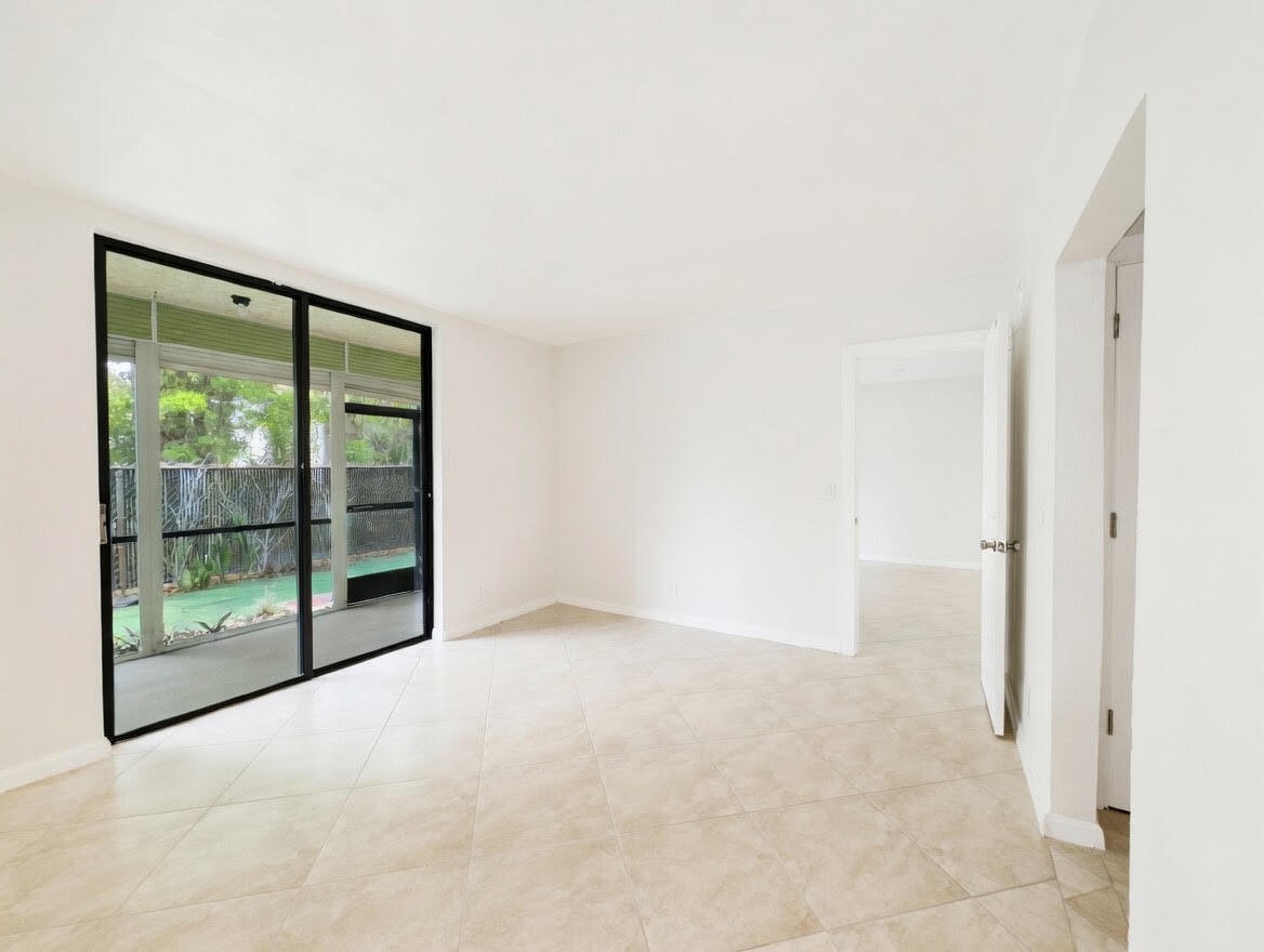 FOREST HILLS CONDO SOUTH - Residential