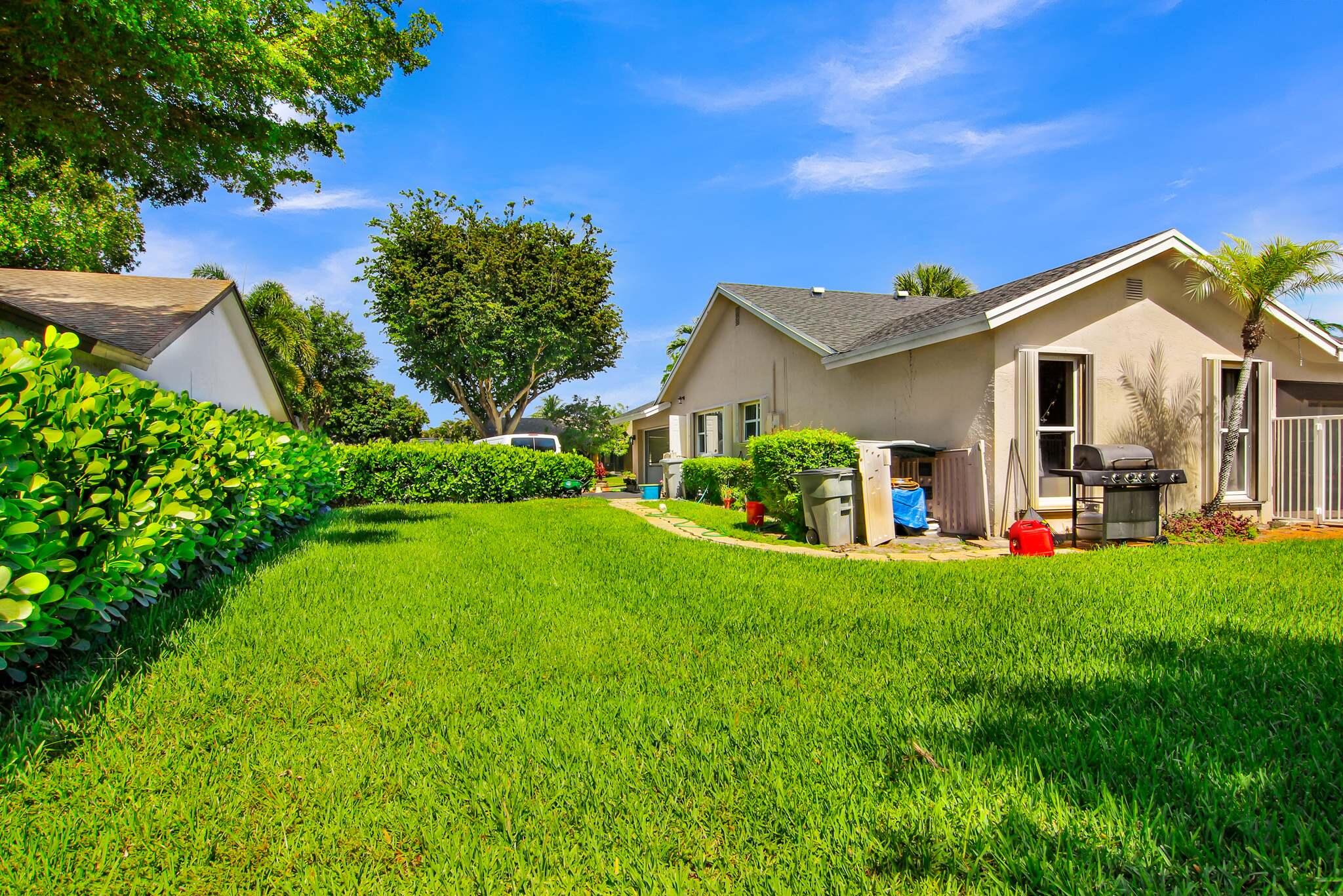 BENTBROOK / BOCA CHASE SEC 1 - Residential