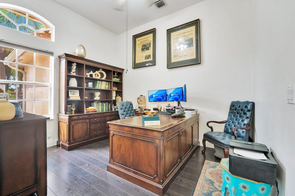 CORAL CREEK REPLAT NO 3 - Residential