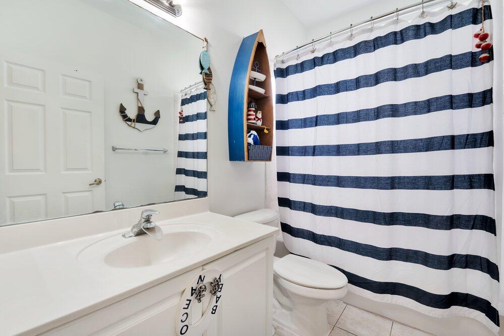 CORAL CREEK REPLAT NO 3 - Residential