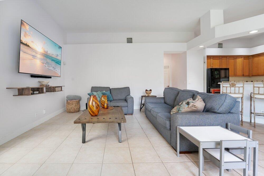 CORAL CREEK REPLAT NO 3 - Residential