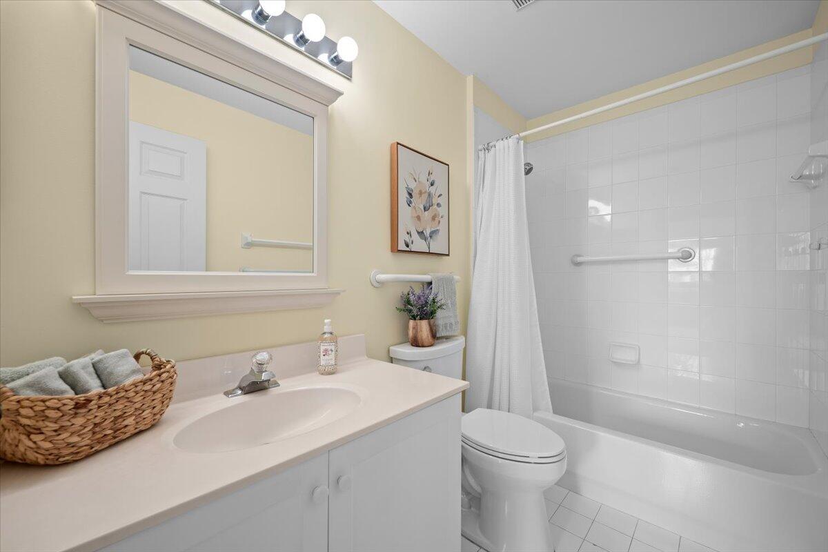 CYPRESS LAKES 12 - Residential
