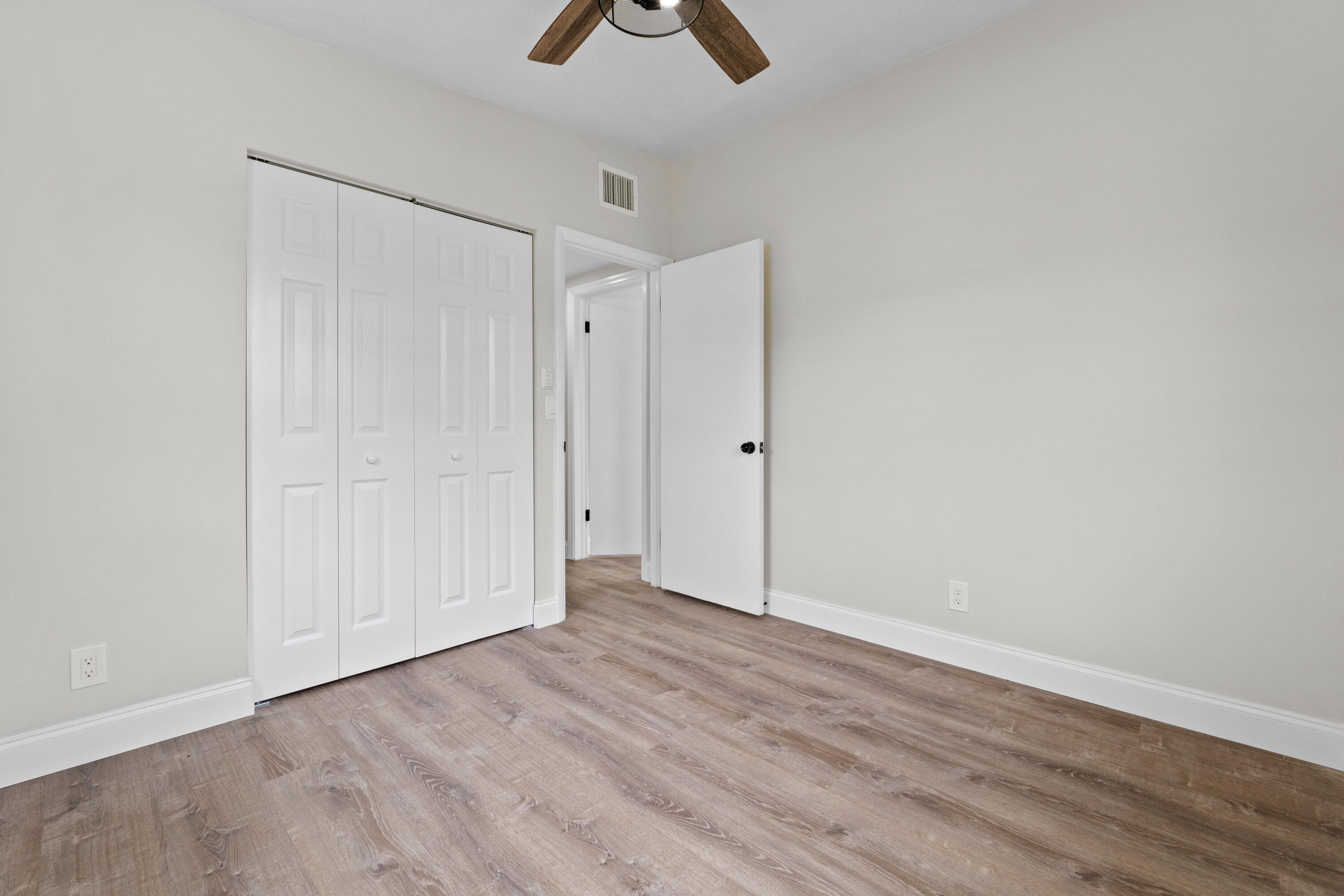 FOREST HILL VILLAGE 3 - Residential Lease