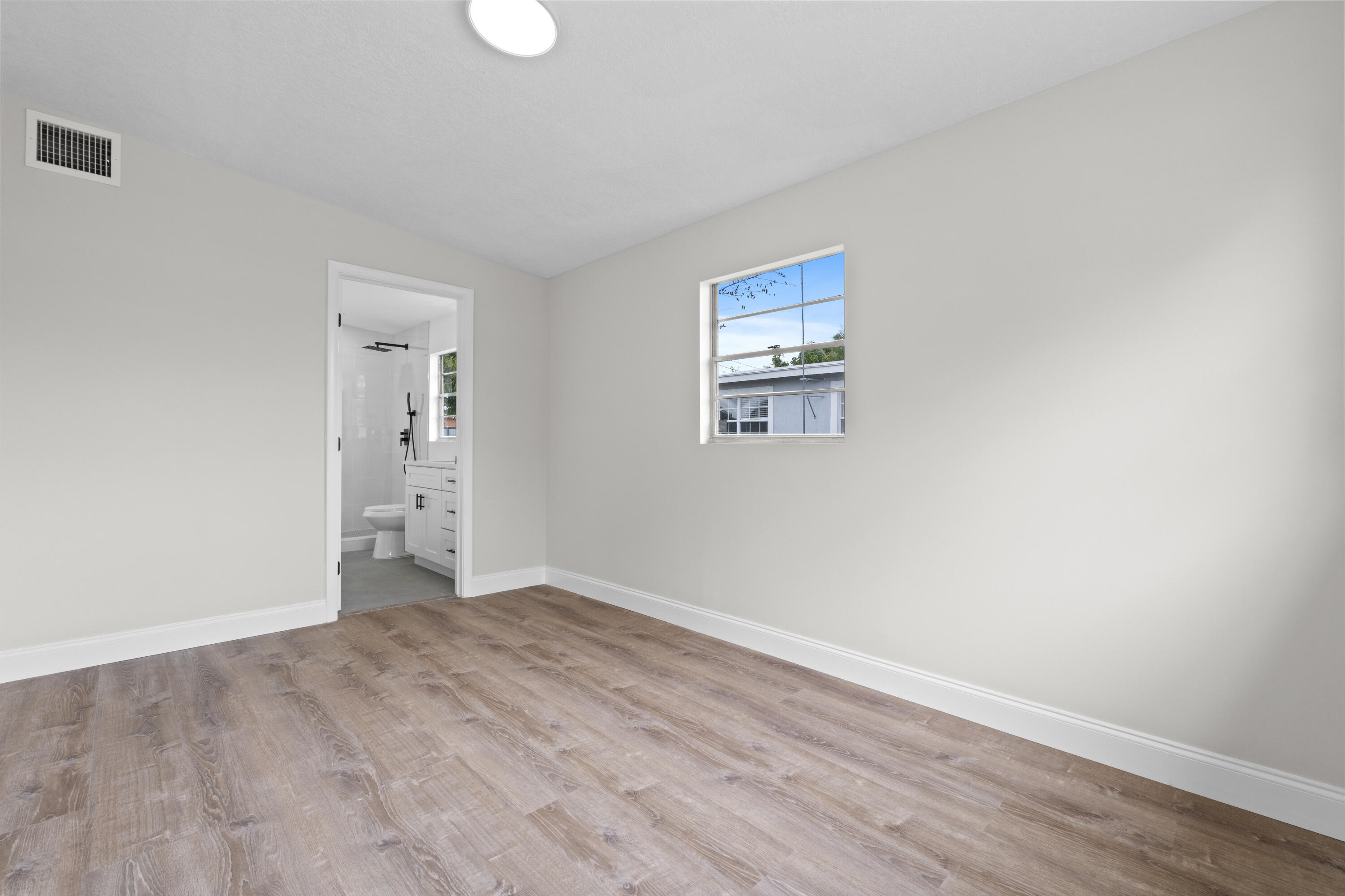 FOREST HILL VILLAGE 3 - Residential Lease