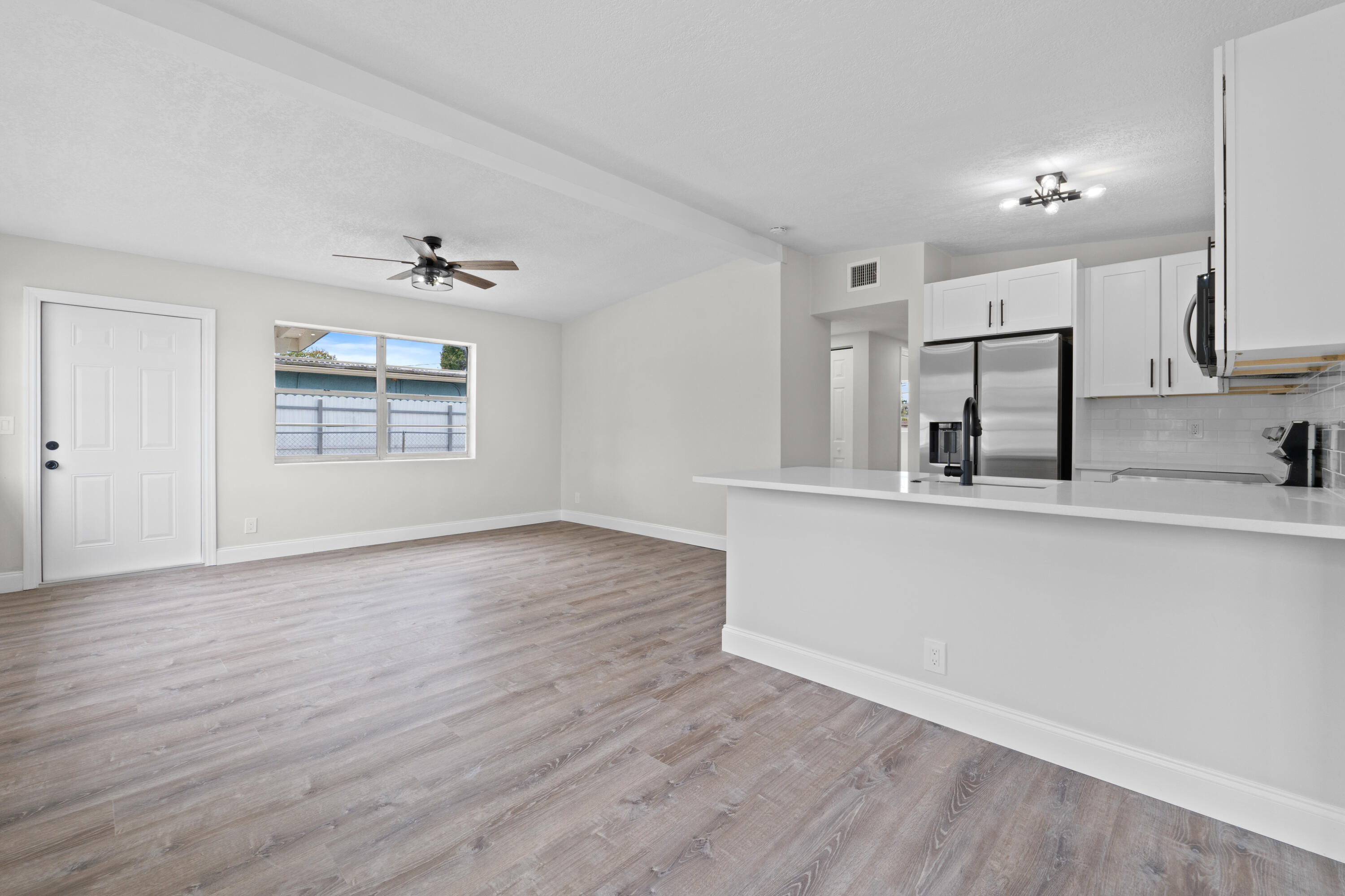 FOREST HILL VILLAGE 3 - Residential Lease