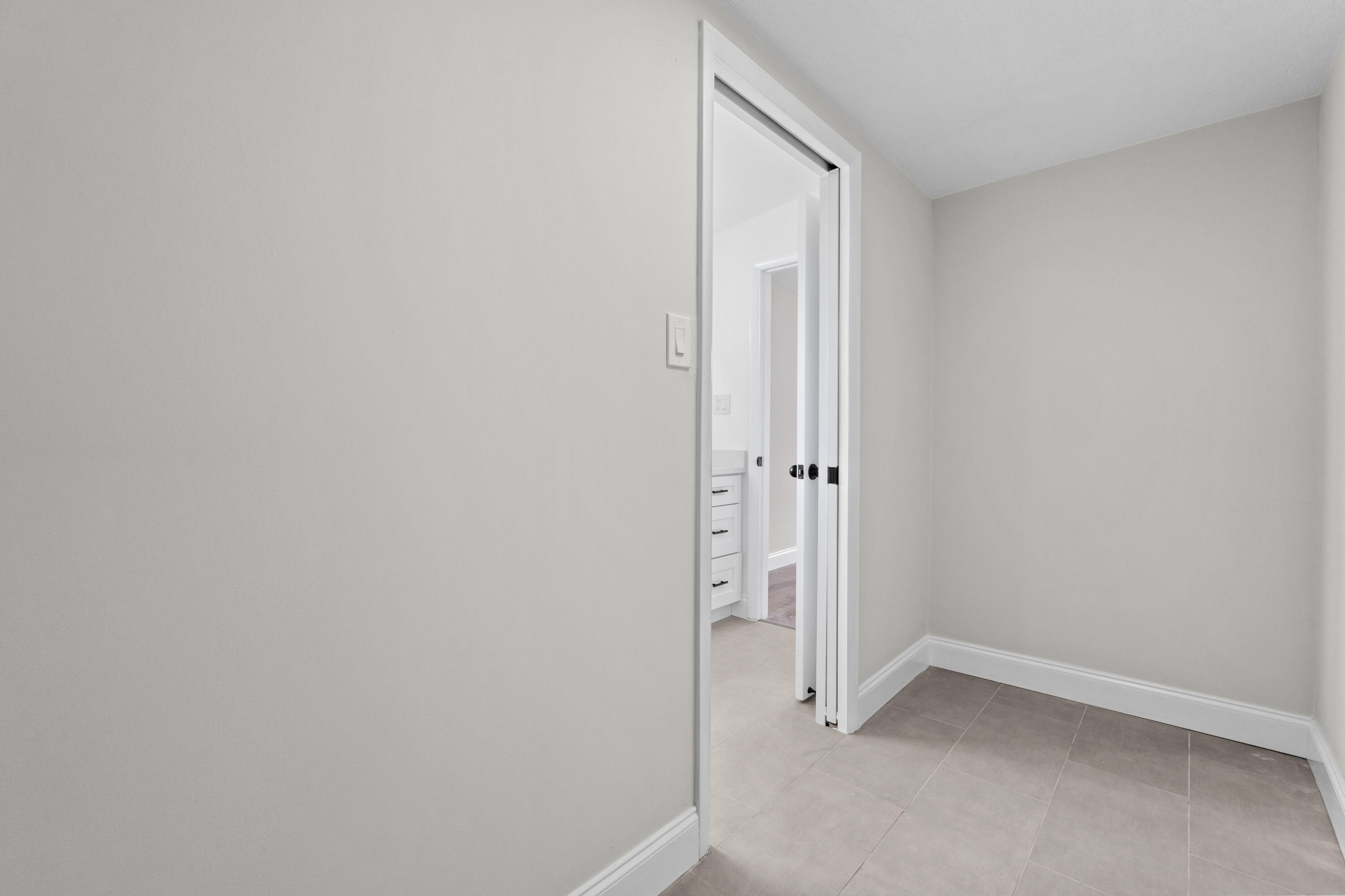 FOREST HILL VILLAGE 3 - Residential Lease