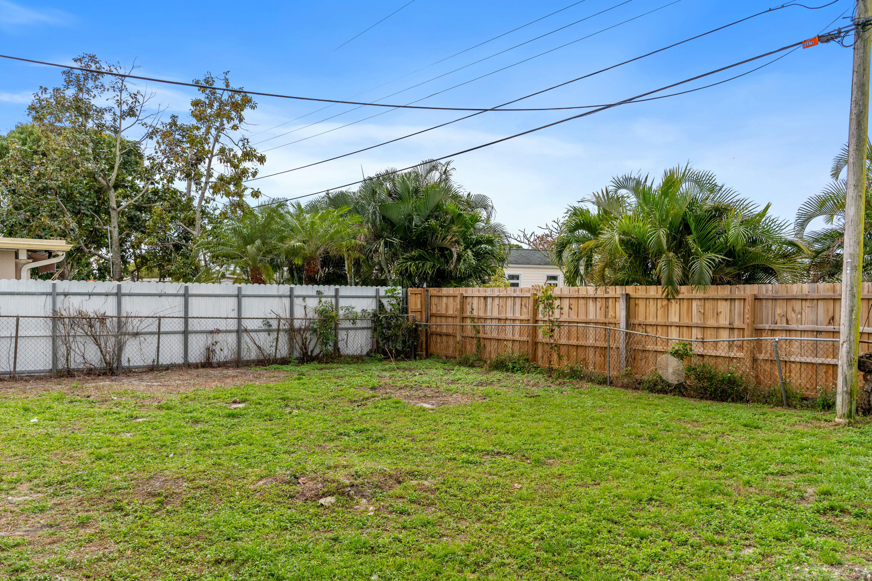 FOREST HILL VILLAGE 3 - Residential Lease