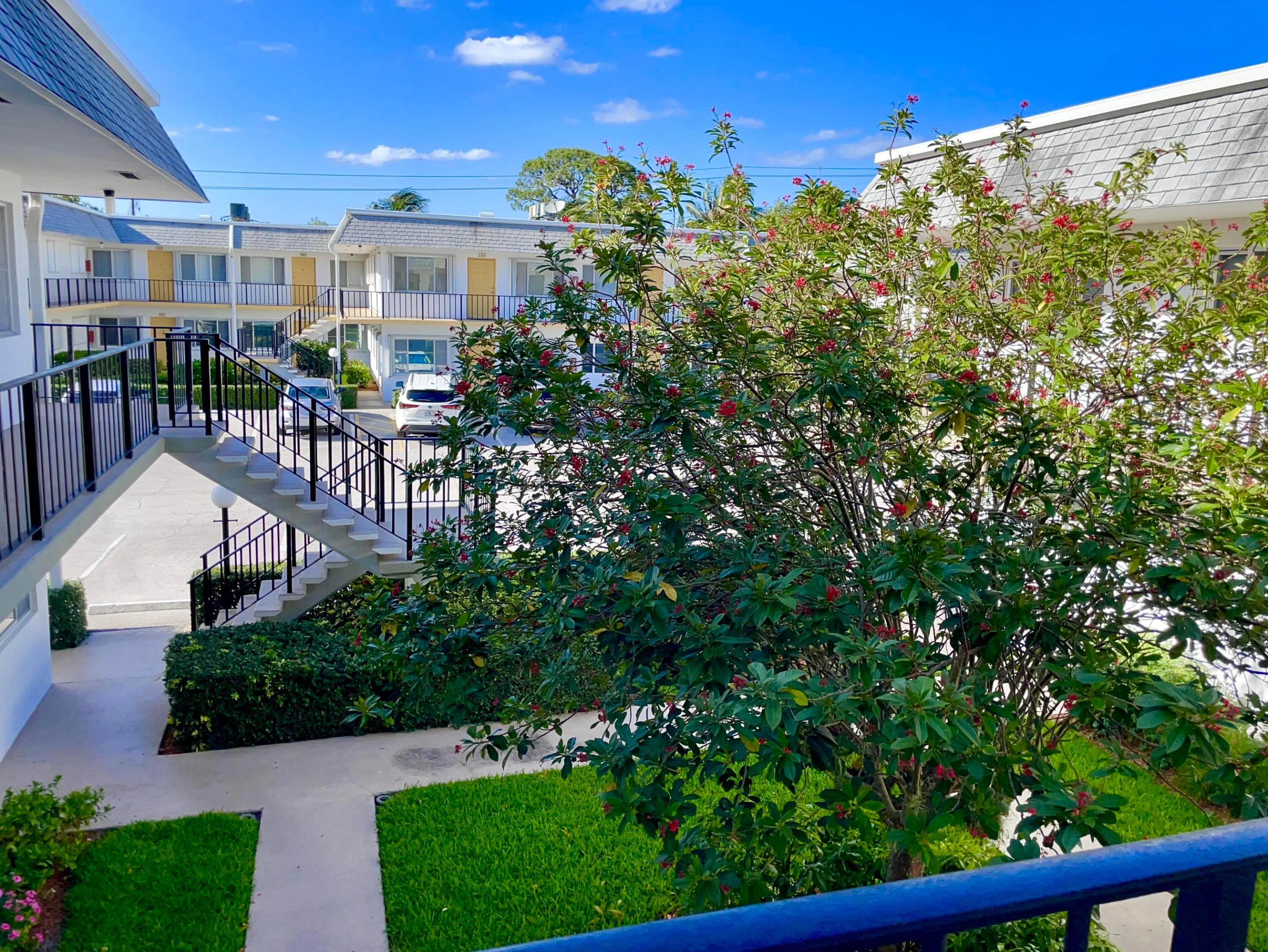 MURRY HILLS - Residential Lease