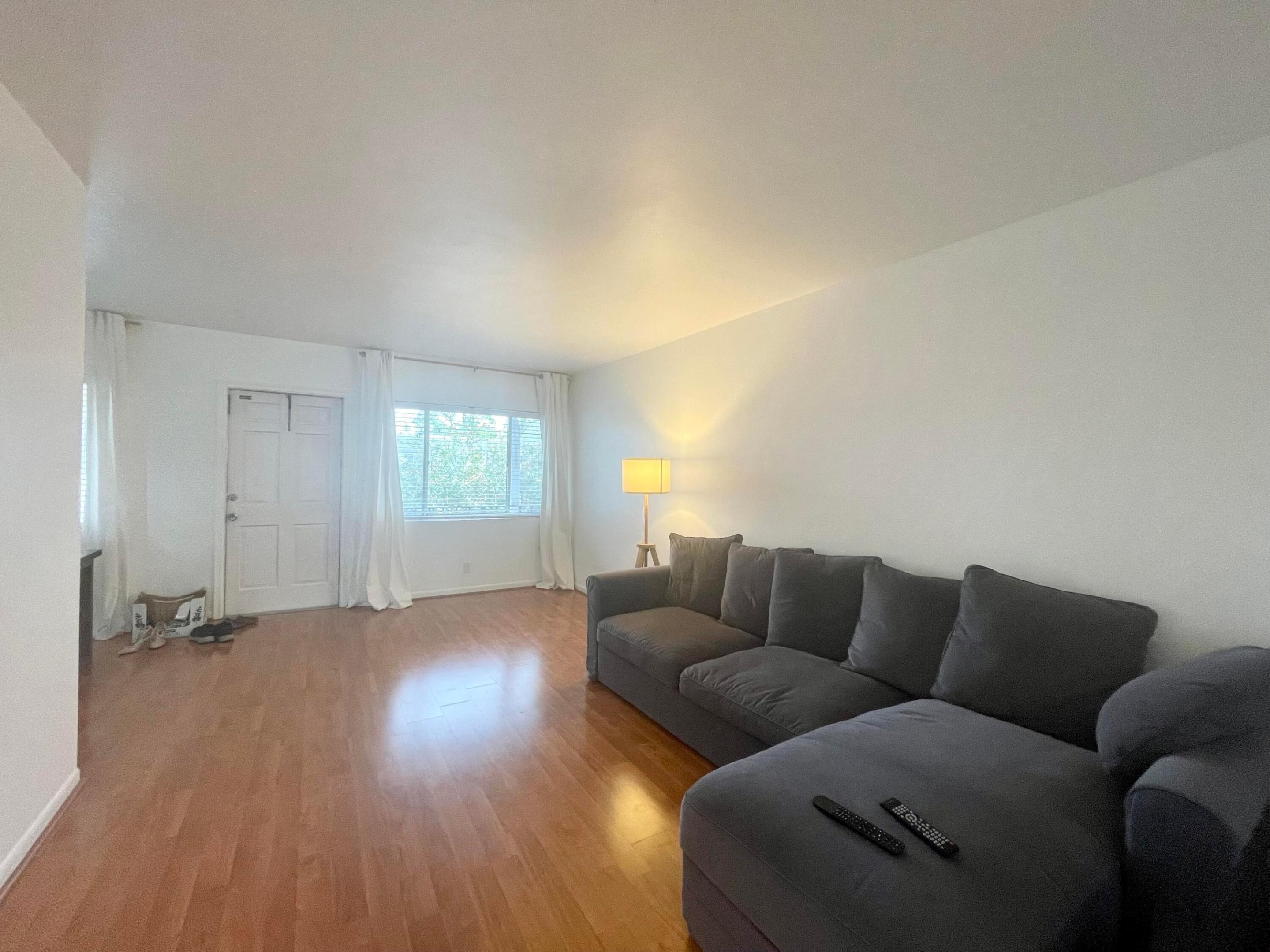 MURRY HILLS - Residential Lease
