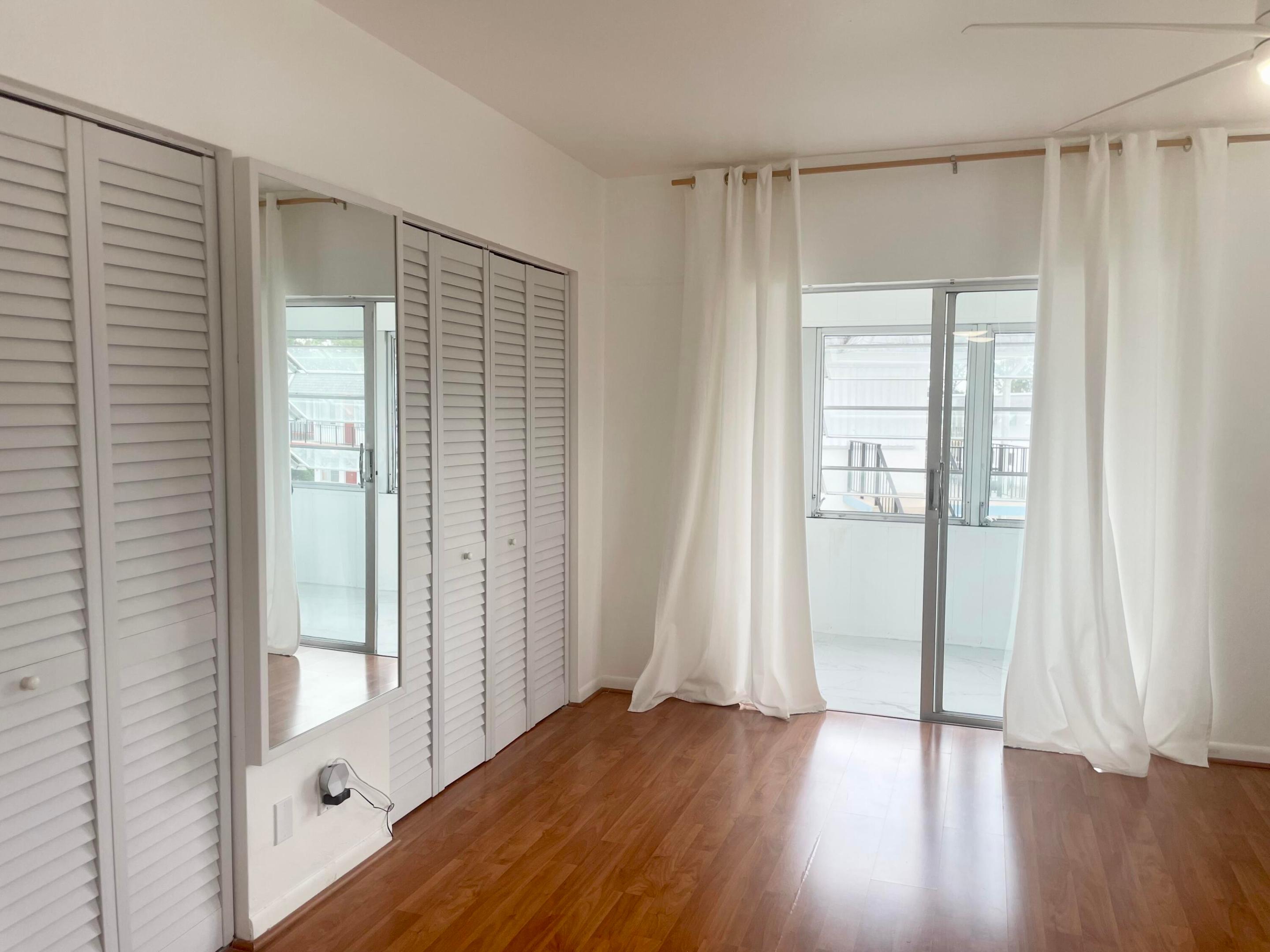 MURRY HILLS - Residential Lease
