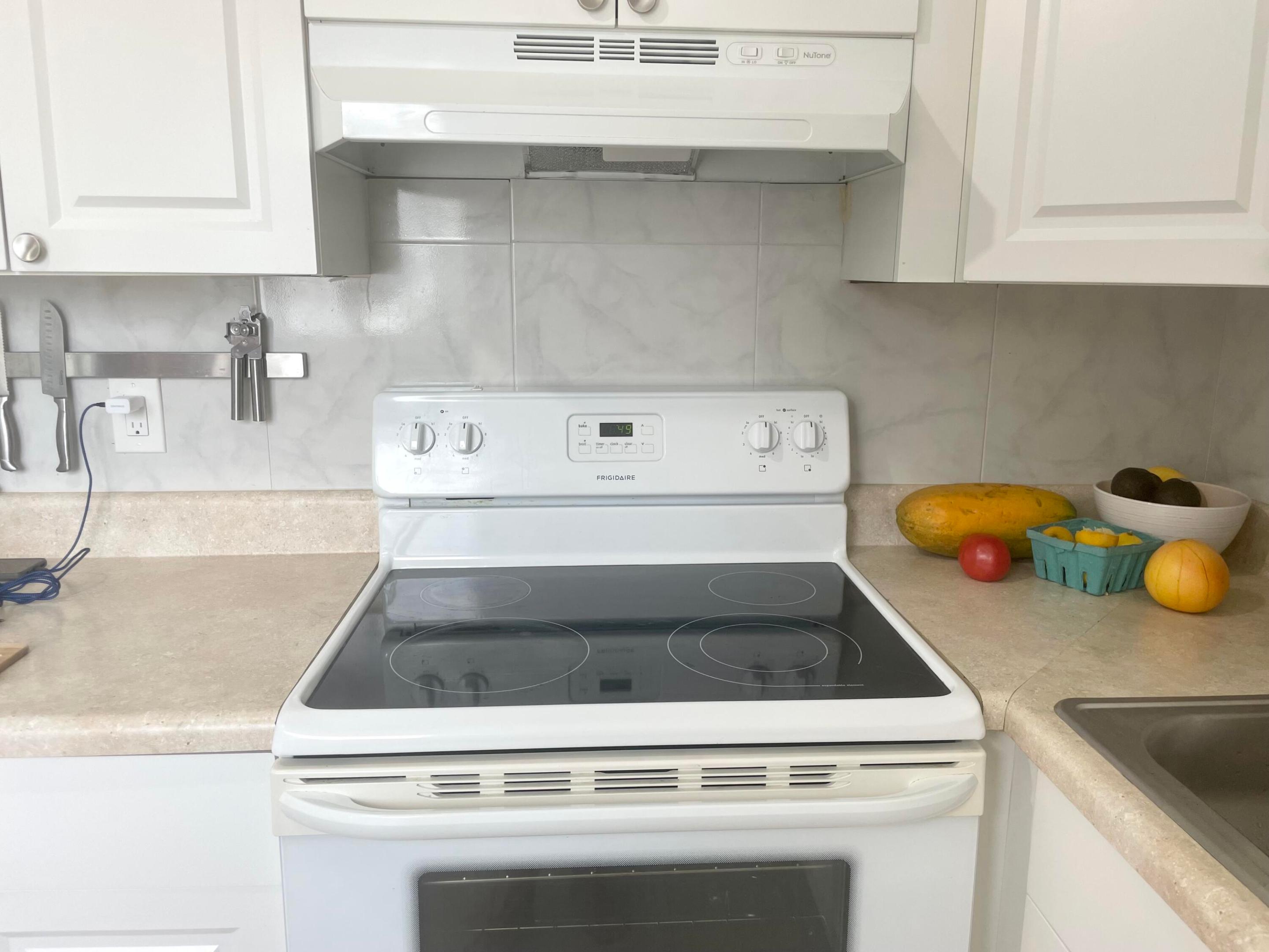 MURRY HILLS - Residential Lease