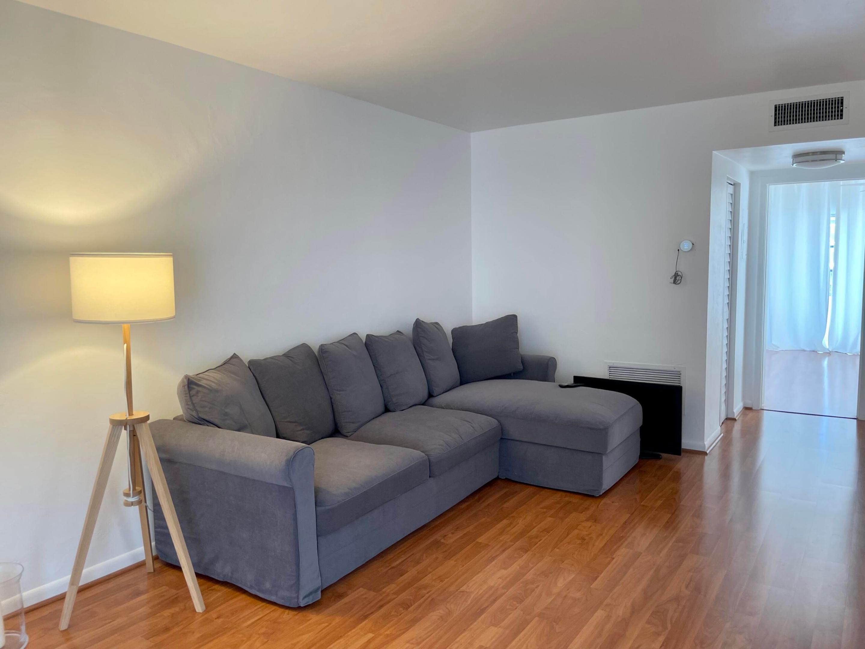 MURRY HILLS - Residential Lease