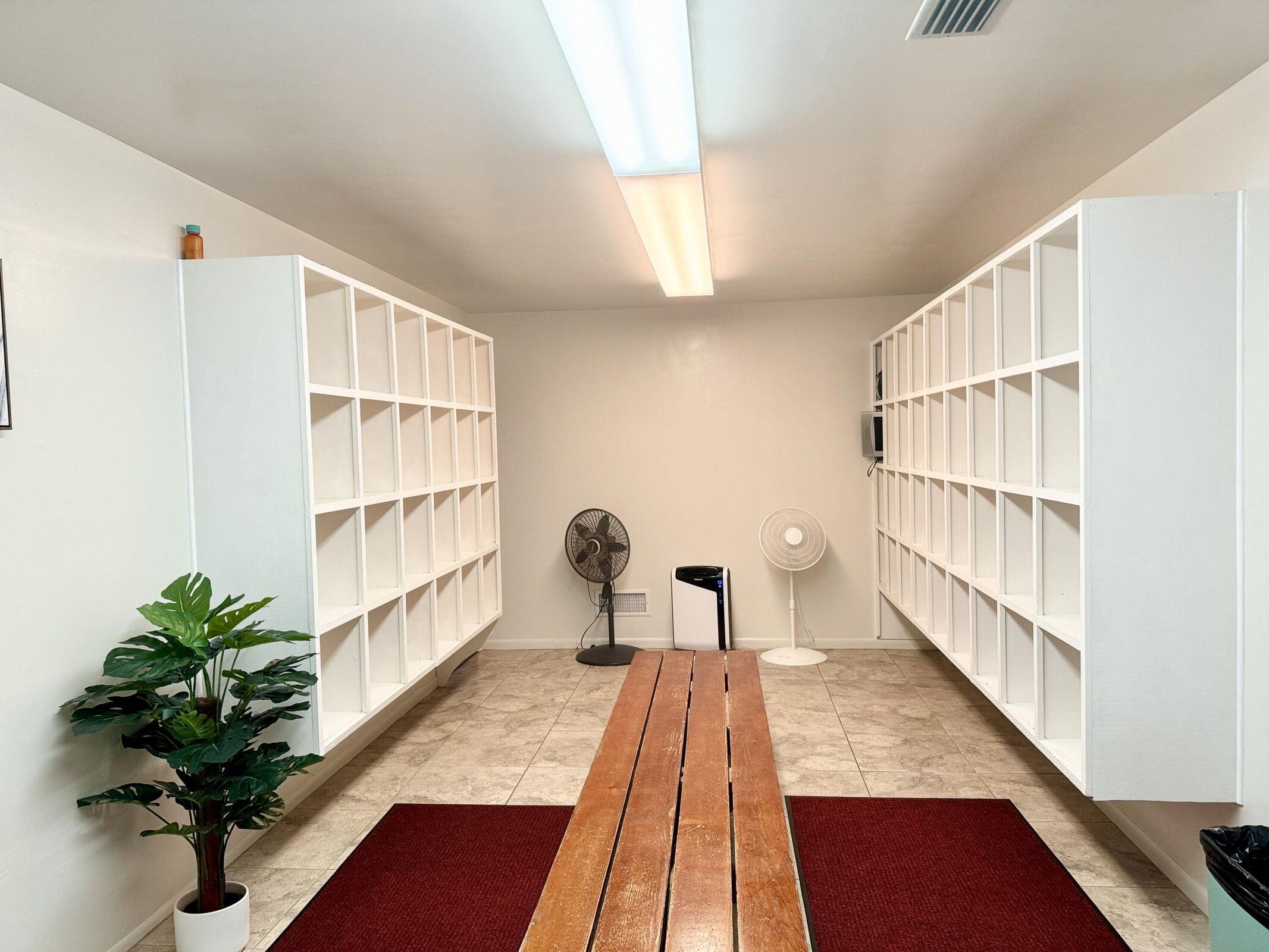 MURRY HILLS - Residential Lease