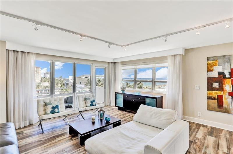 Ocean Monarch - Residential