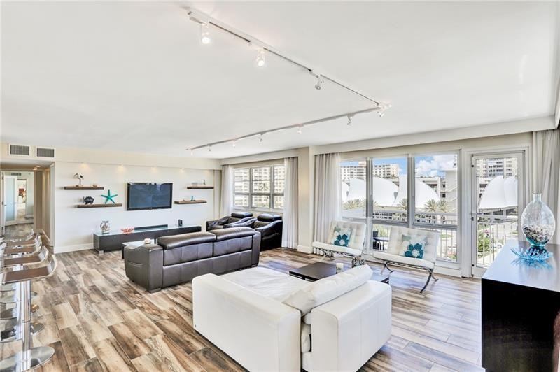 Ocean Monarch - Residential