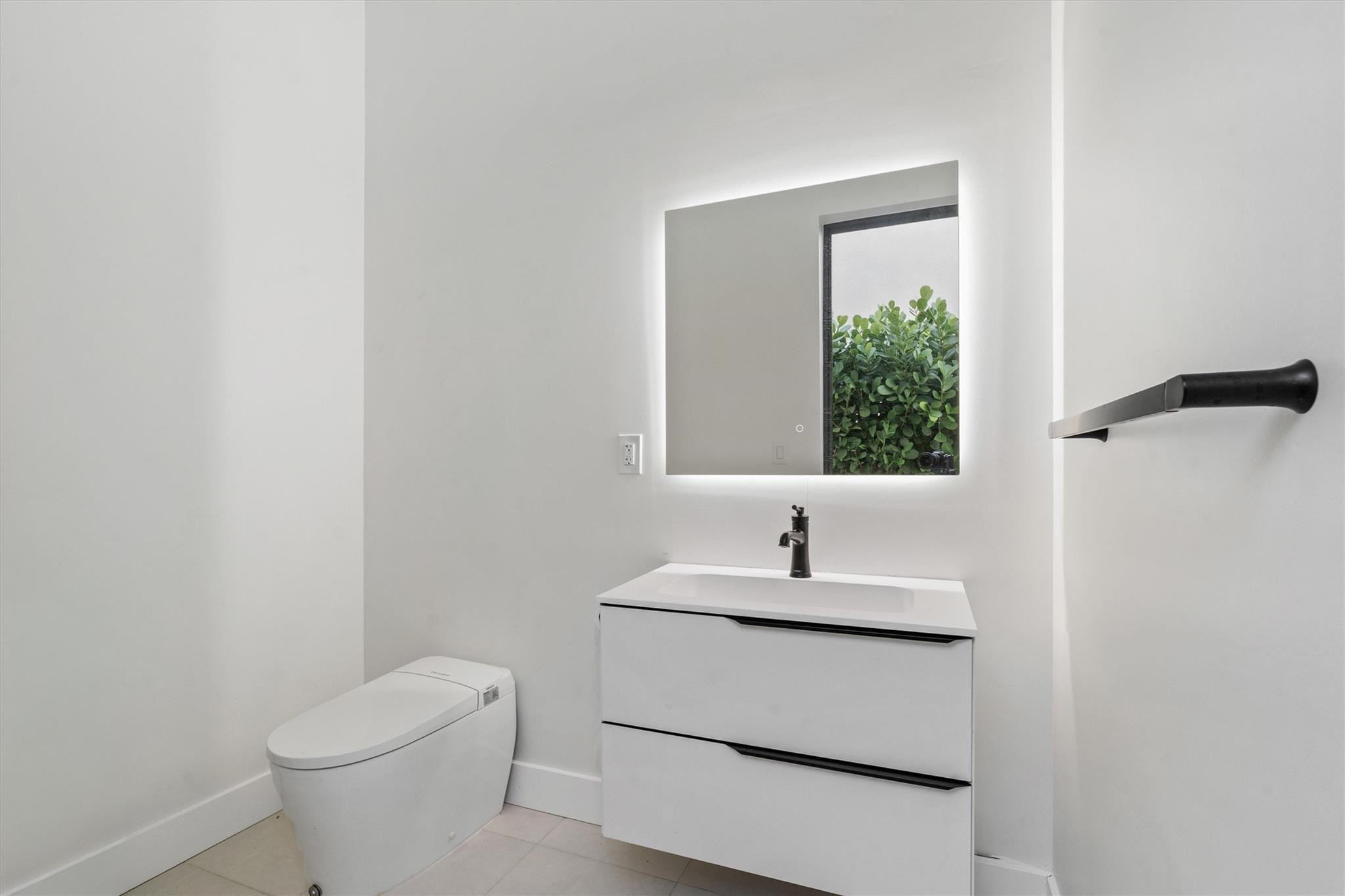 North Bal Harbour 45-3 B - Residential