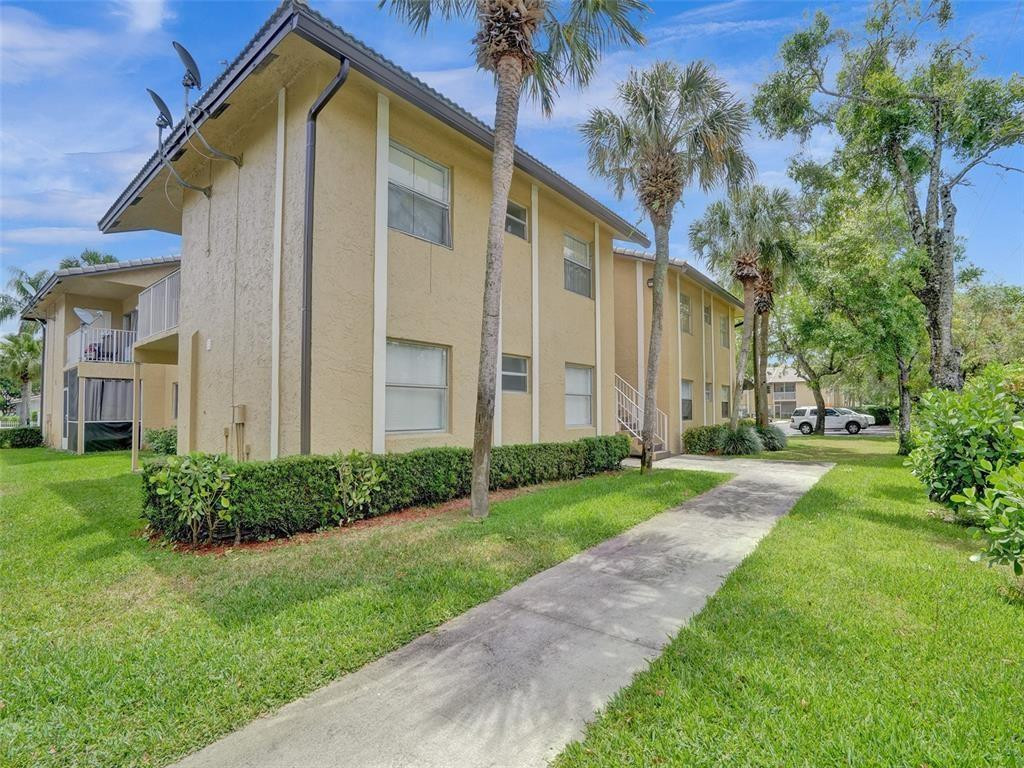 Coral West Condo - Residential