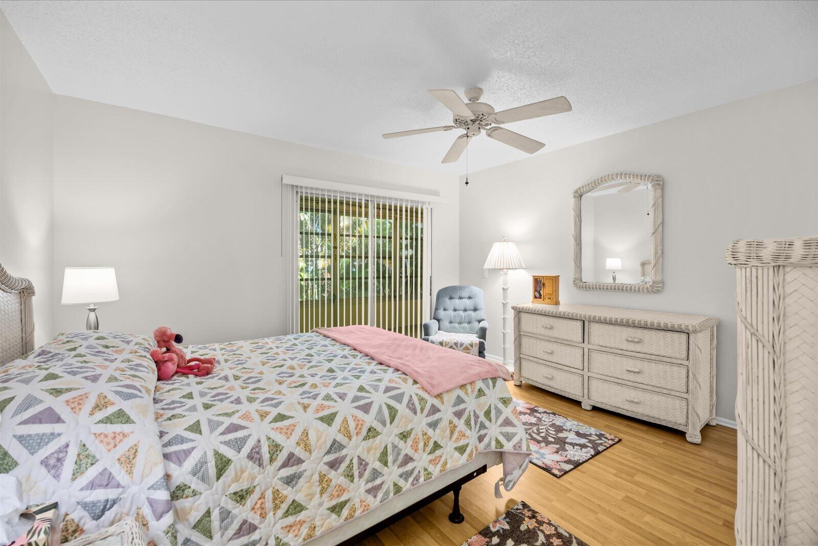 VISTA PINES CONDO - Residential