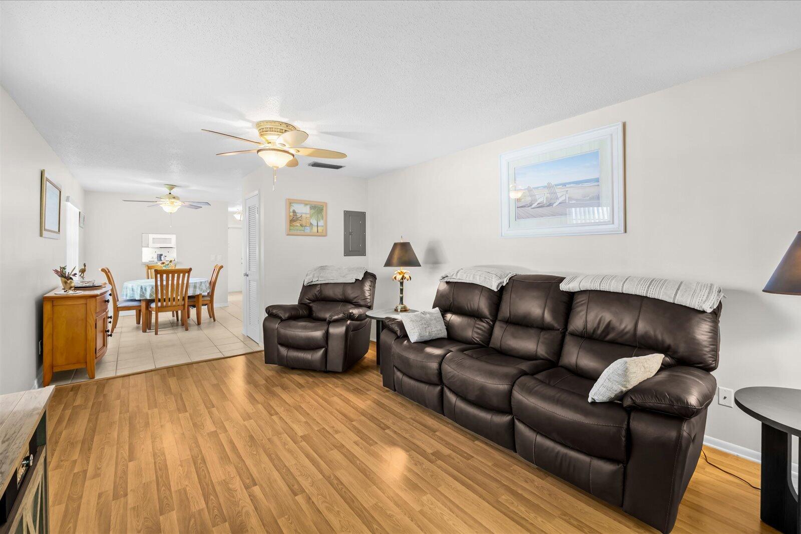 VISTA PINES CONDO - Residential